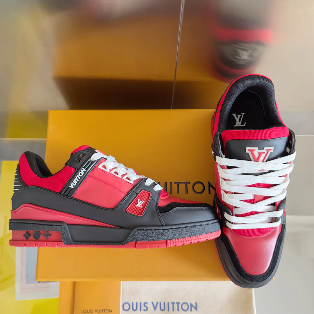 Кроссовки Женские Louis Vuitton 1546718