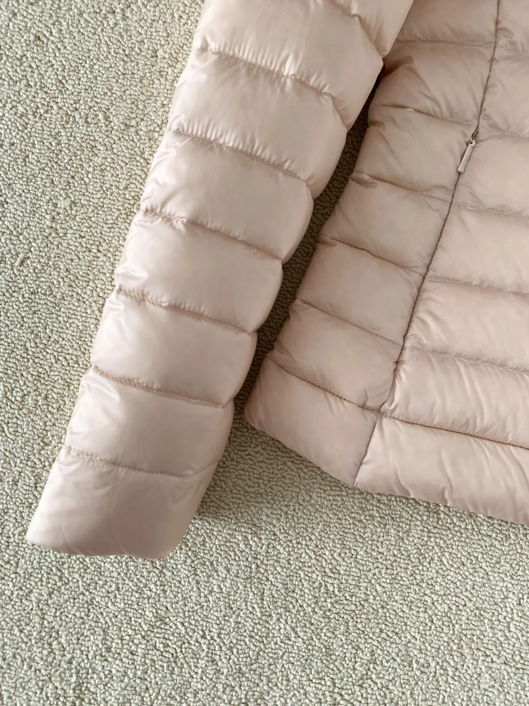 Куртки И Пуховики Женские Moncler 18922979