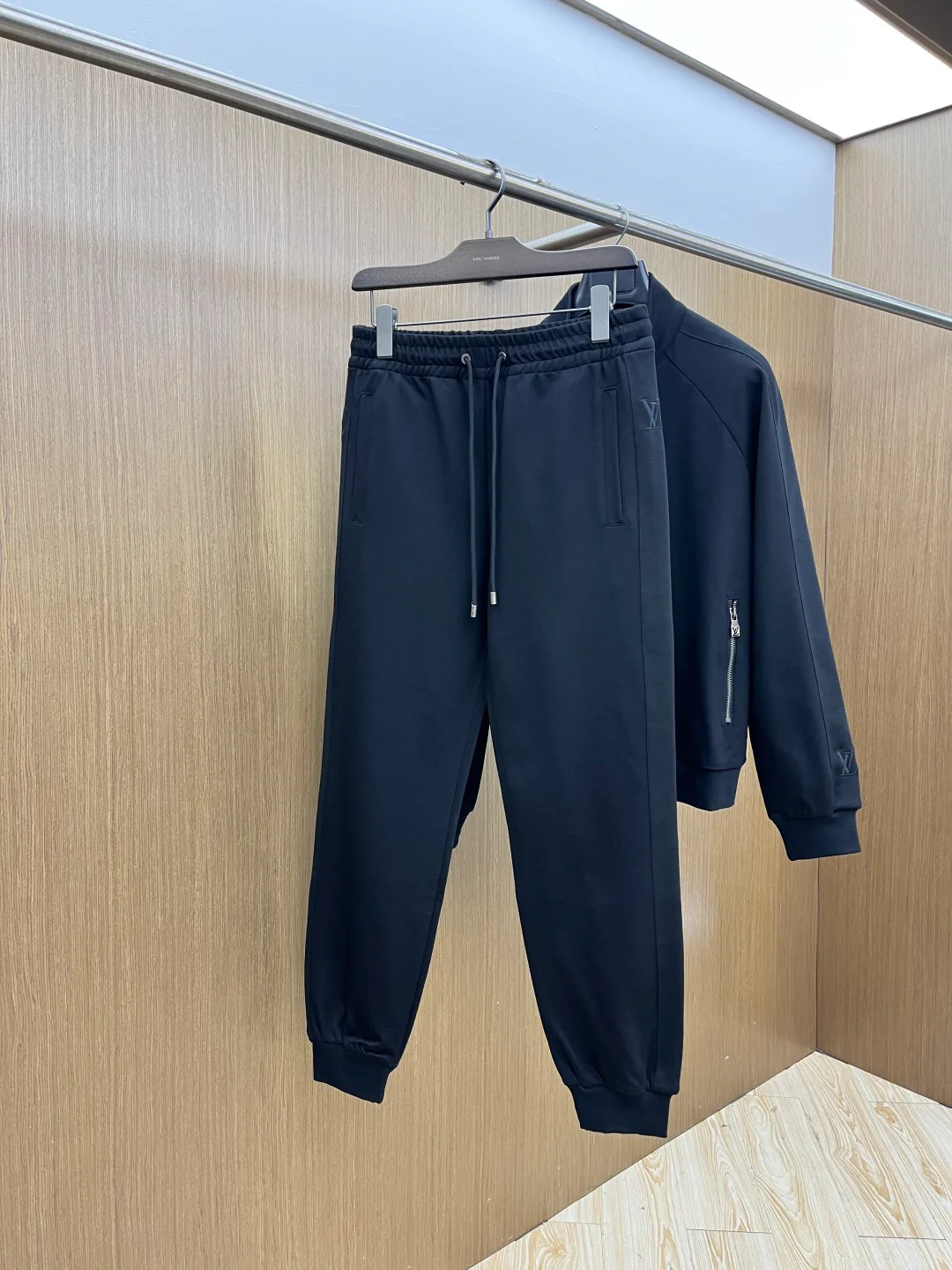 Костюмы Мужские Louis Vuitton 10007363