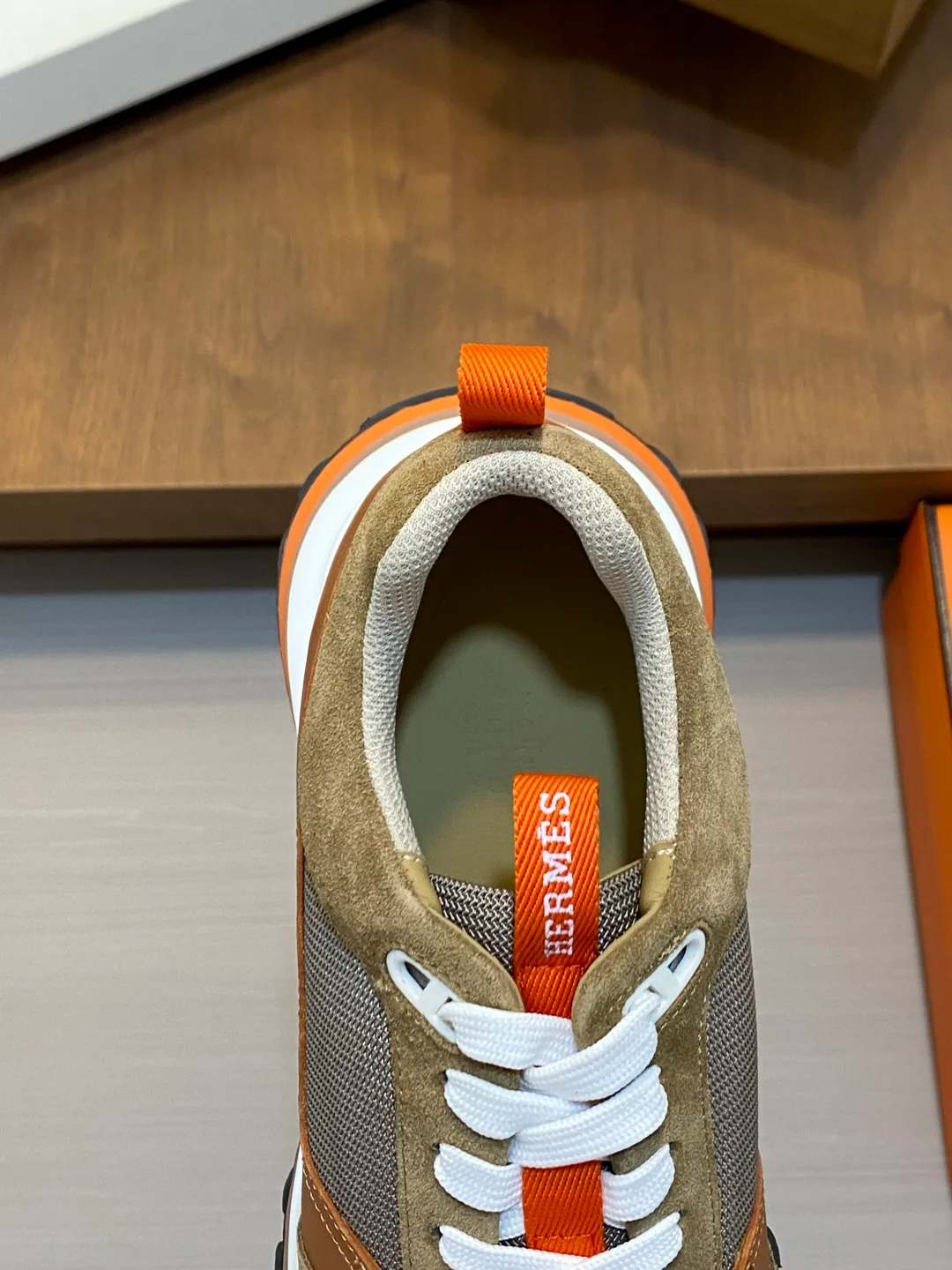 Кроссовки Мужские Hermes 18055271