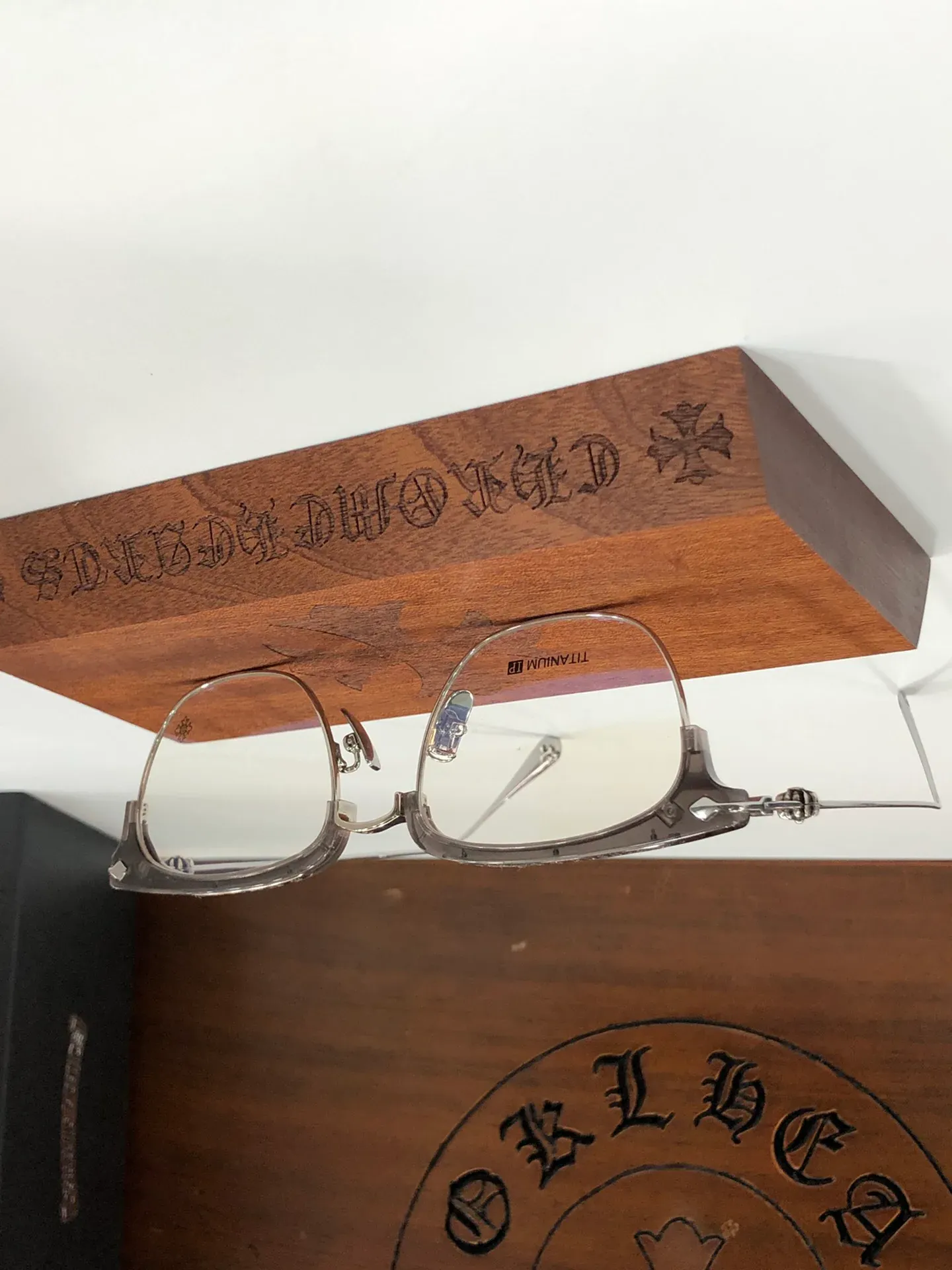 Очки Chrome Hearts 1425419