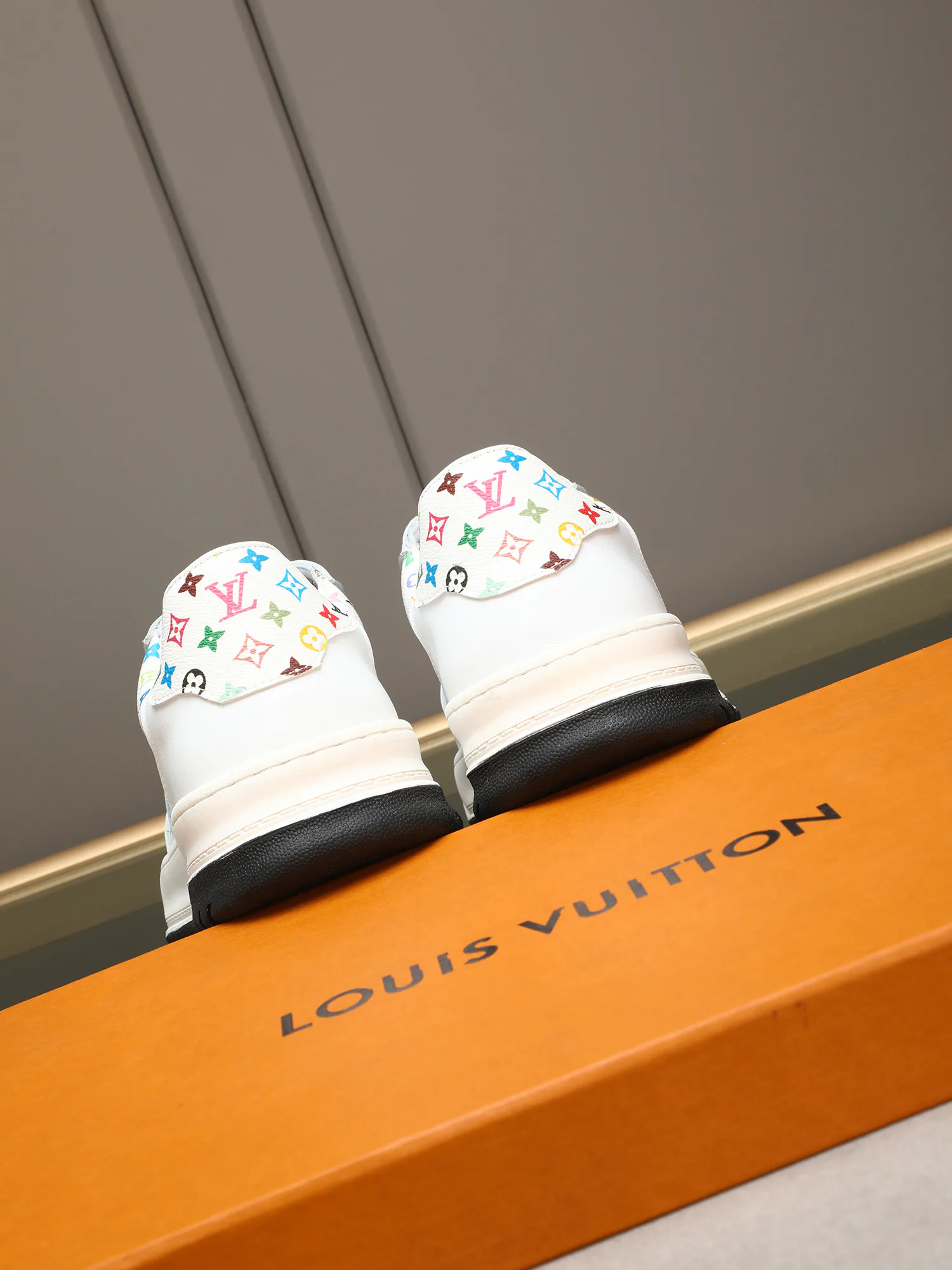 Кроссовки Мужские Louis Vuitton 497999