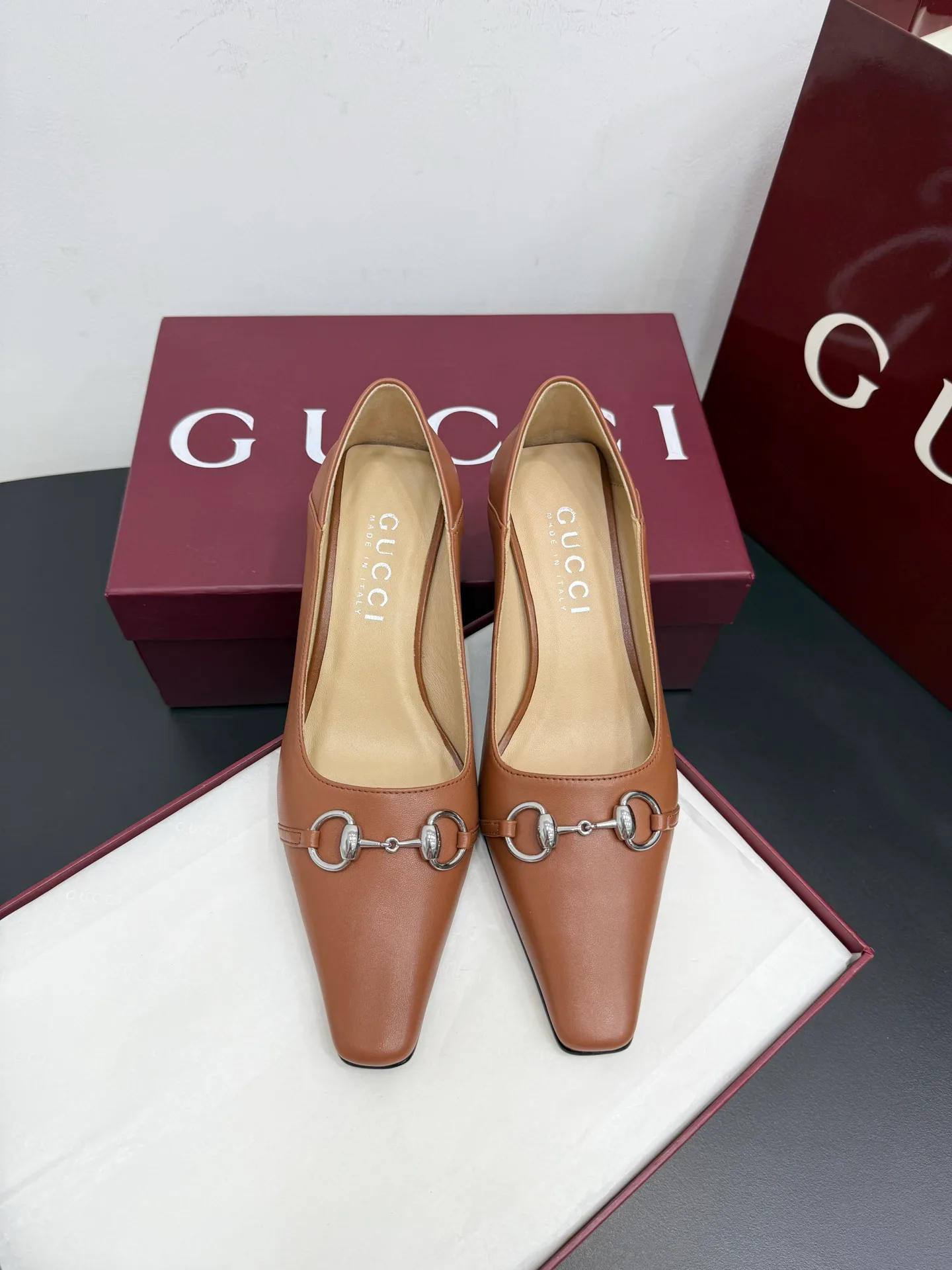Туфли Женские Gucci 882796