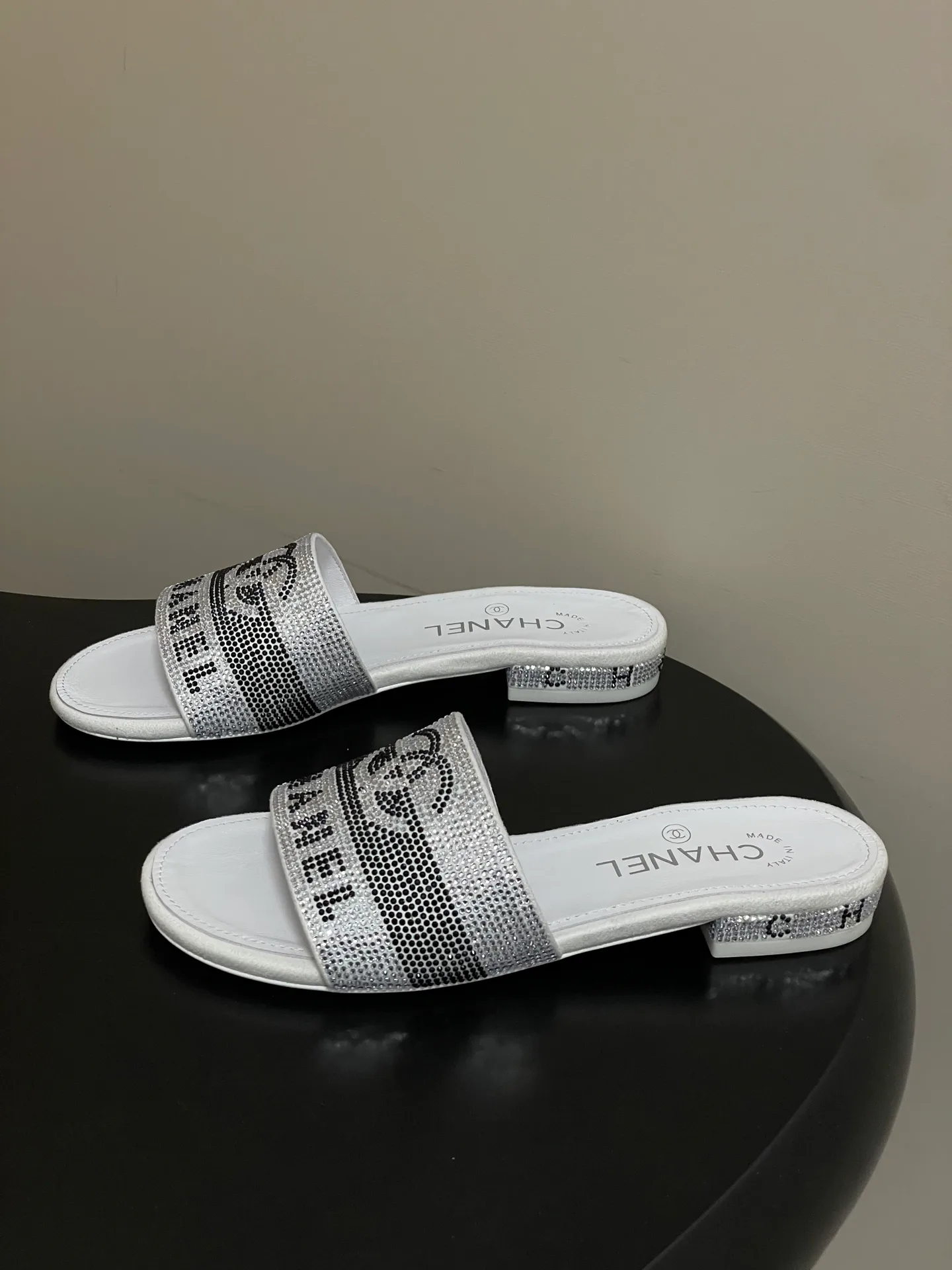 Туфли Женские Chanel 10993959