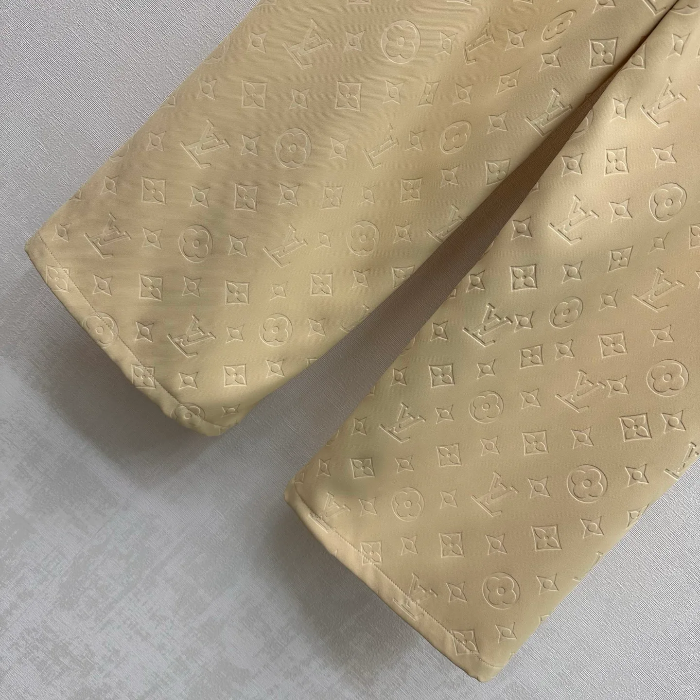 Брюки Женские Louis Vuitton 11517769