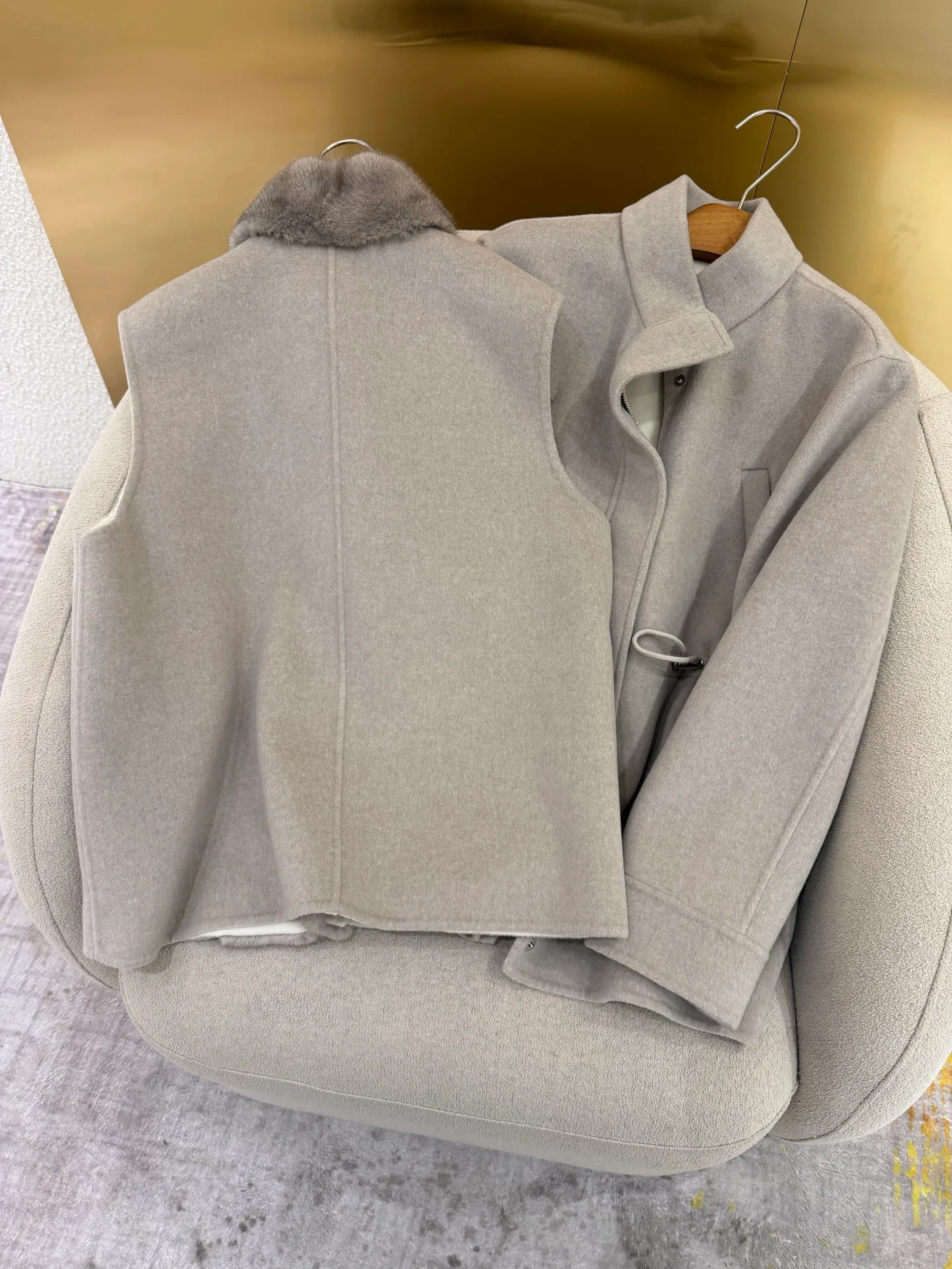 Пальто Женские Loro Piana 18734805