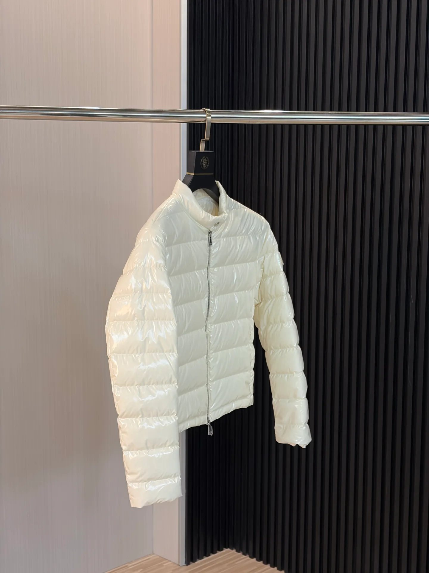 Куртки И Пуховики Мужские Moncler 17908027