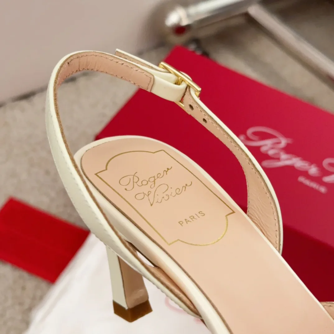 Туфли Женские Roger Vivier 17550702