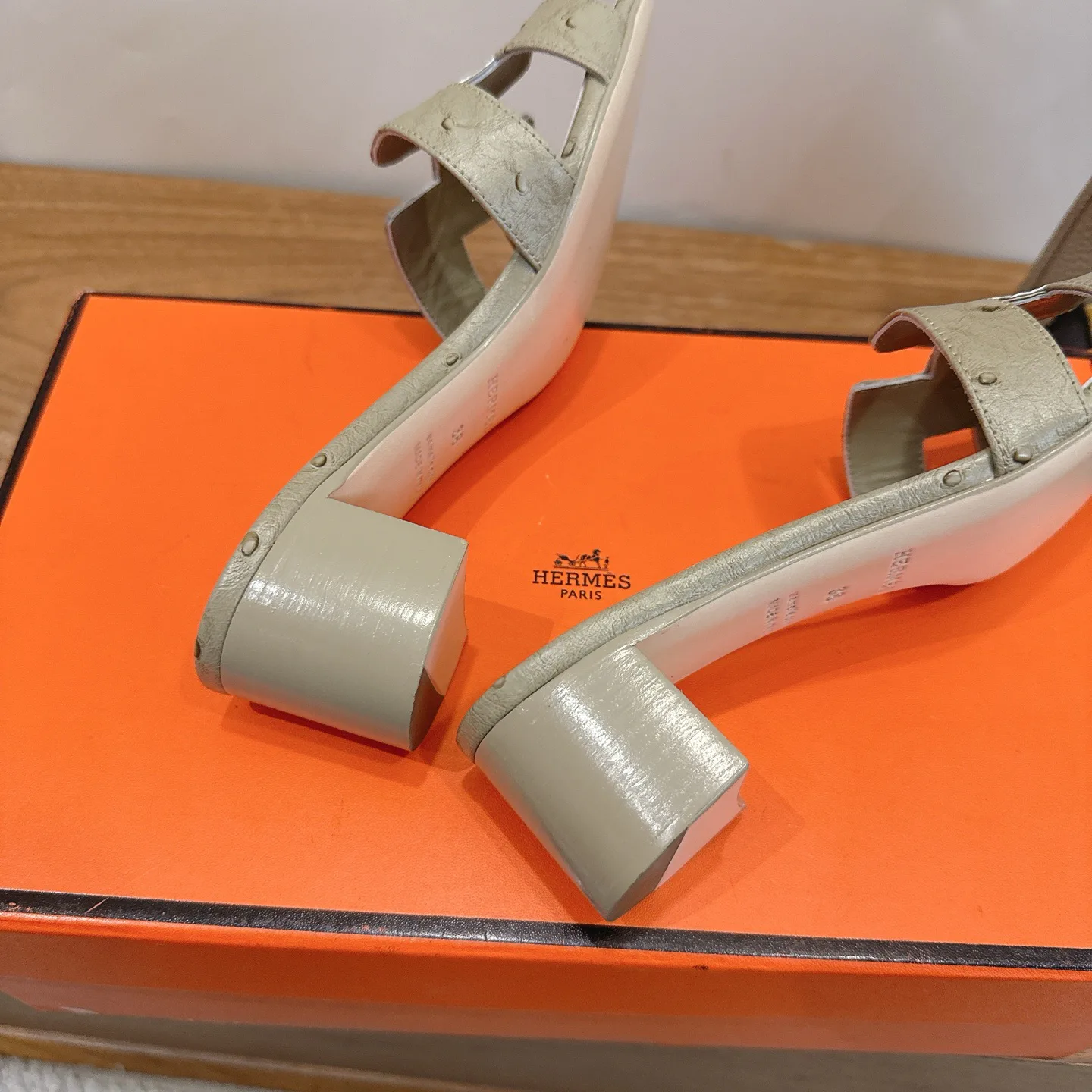 Босоножки Женские Hermes 10813756