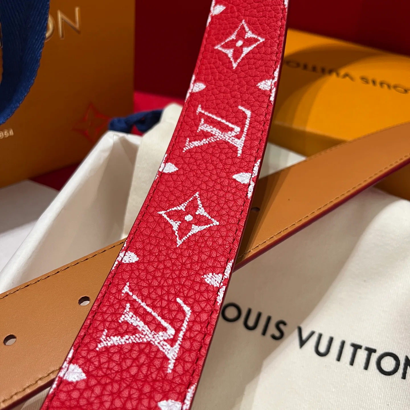 Ремни Louis Vuitton 17645324