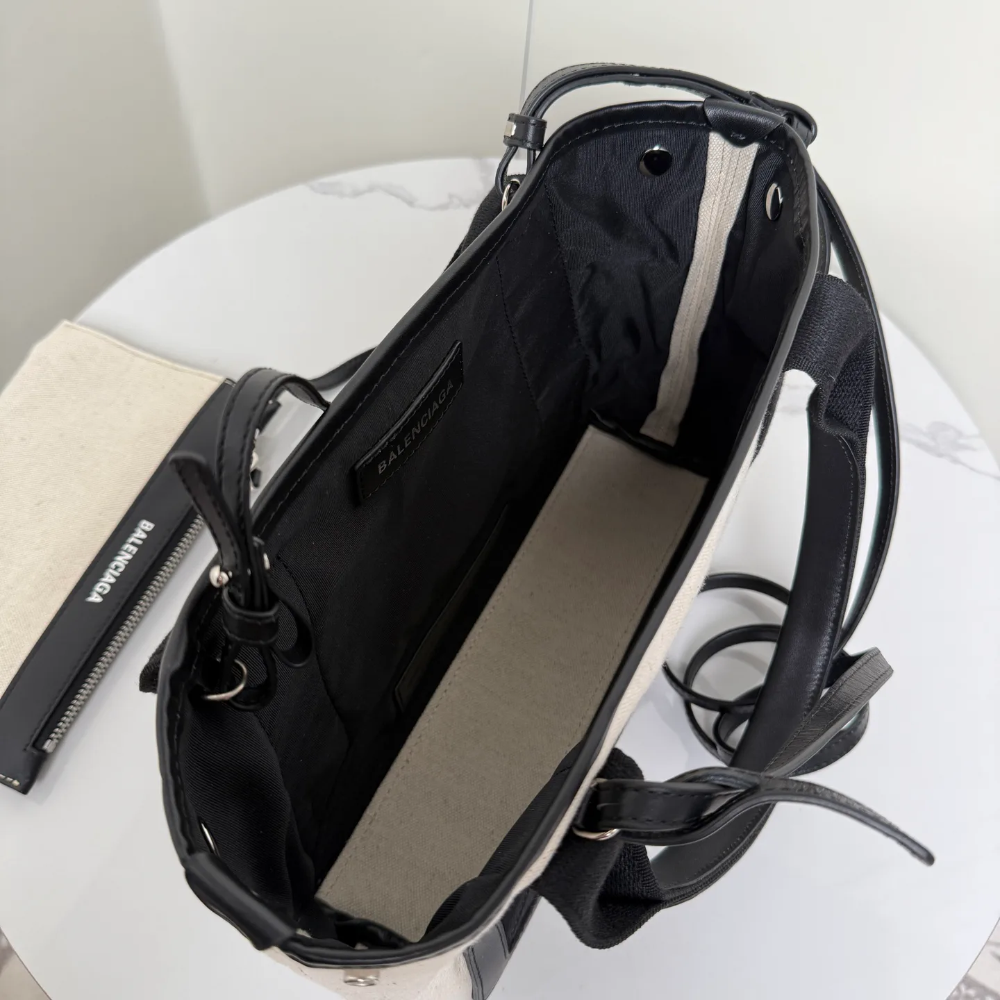 Сумки На Ремне Женские Balenciaga 1221037