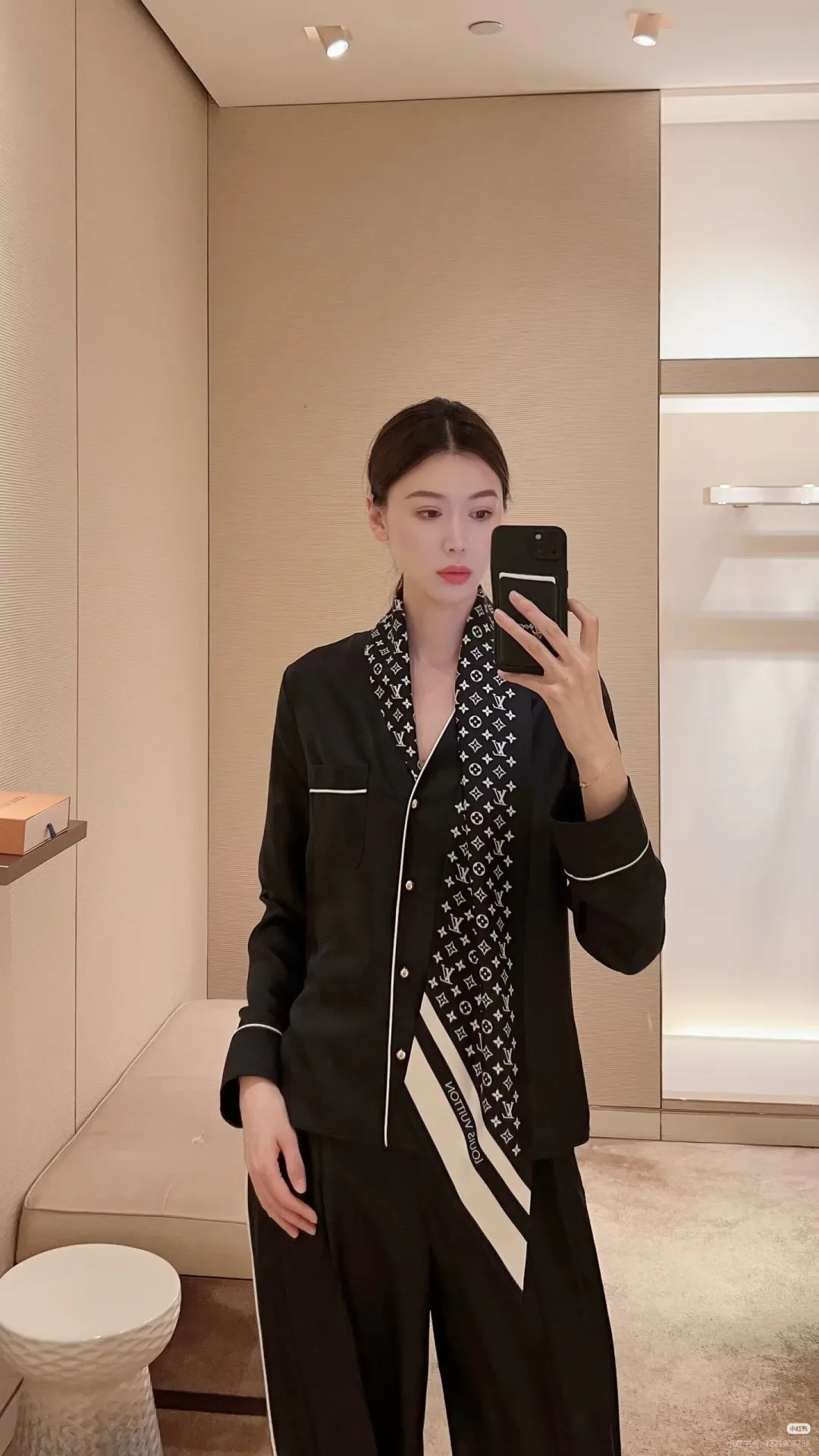 Костюмы Женские Louis Vuitton 11160593