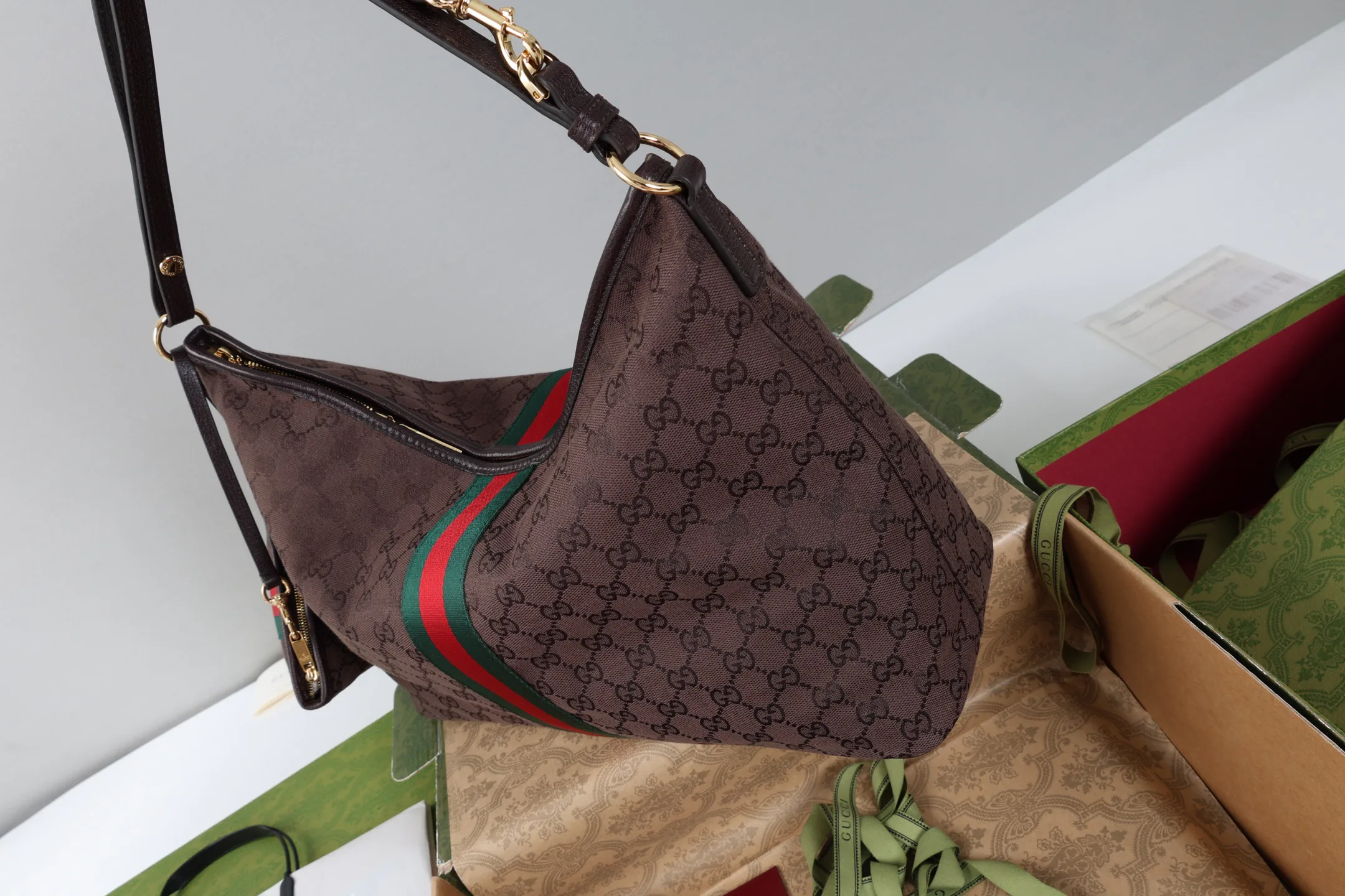 Классические Сумки Женские Gucci 18250604