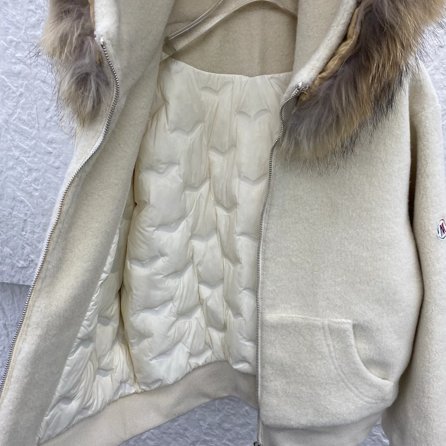 Кожаные Куртки И Дублёнки Женские Moncler 827814