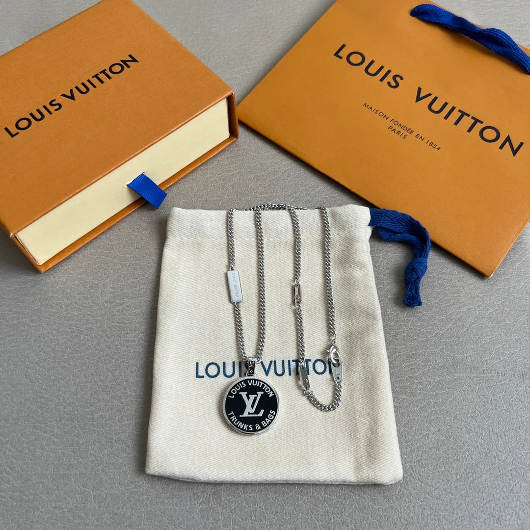 Бижутерия Louis Vuitton 99332