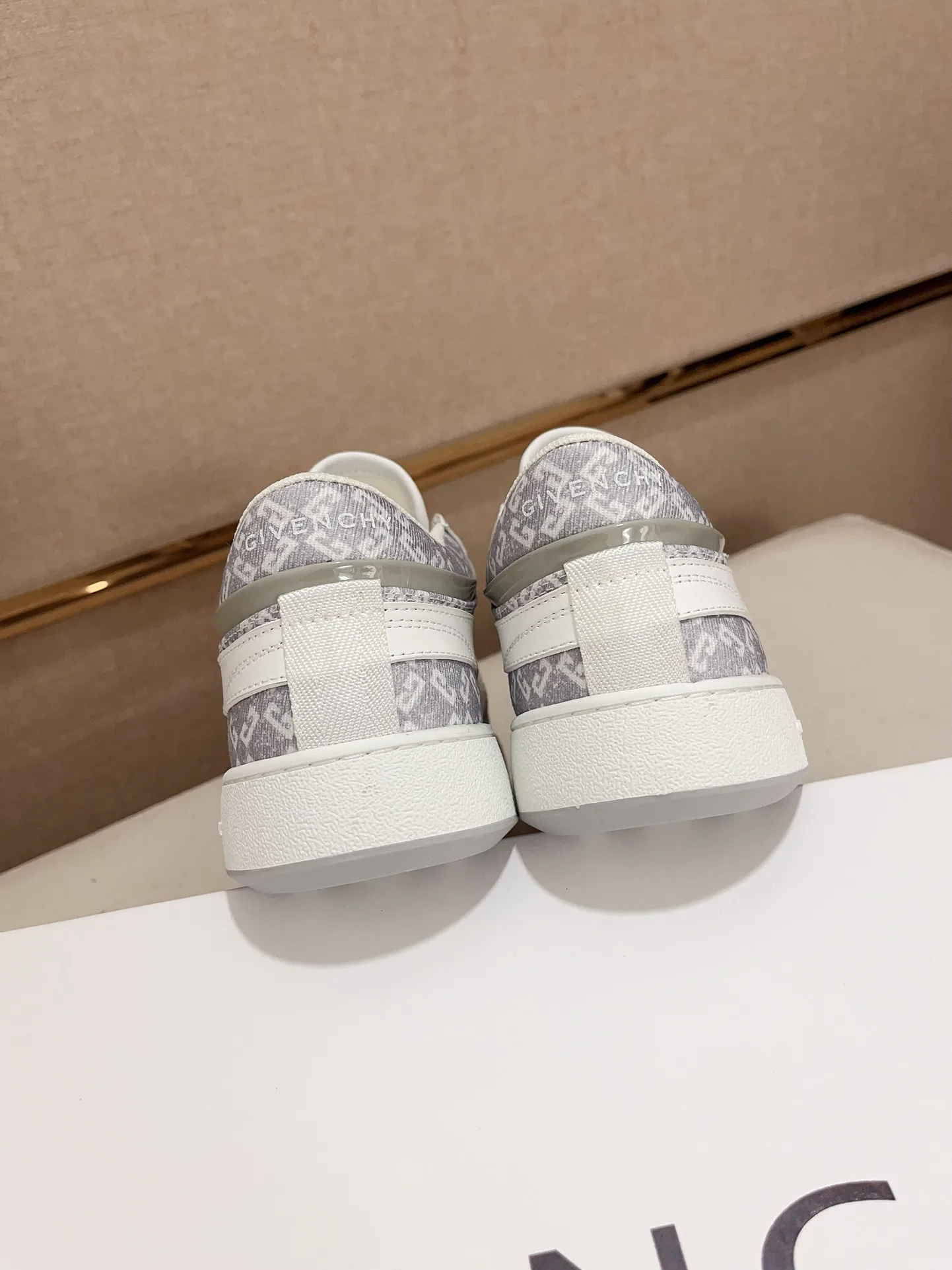 Кроссовки Мужские Givenchy 53733