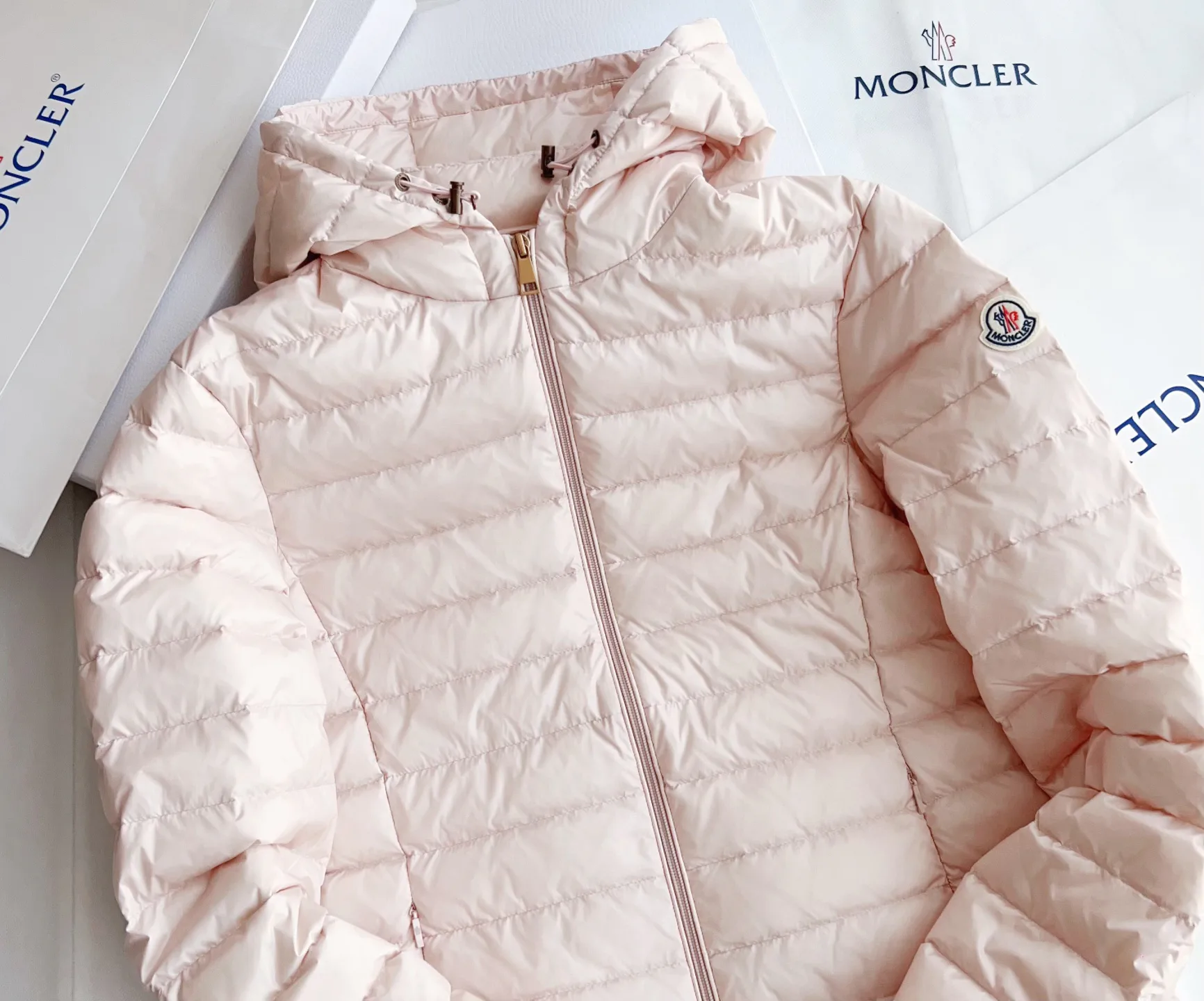 Куртки И Пуховики Женские Moncler 19417524