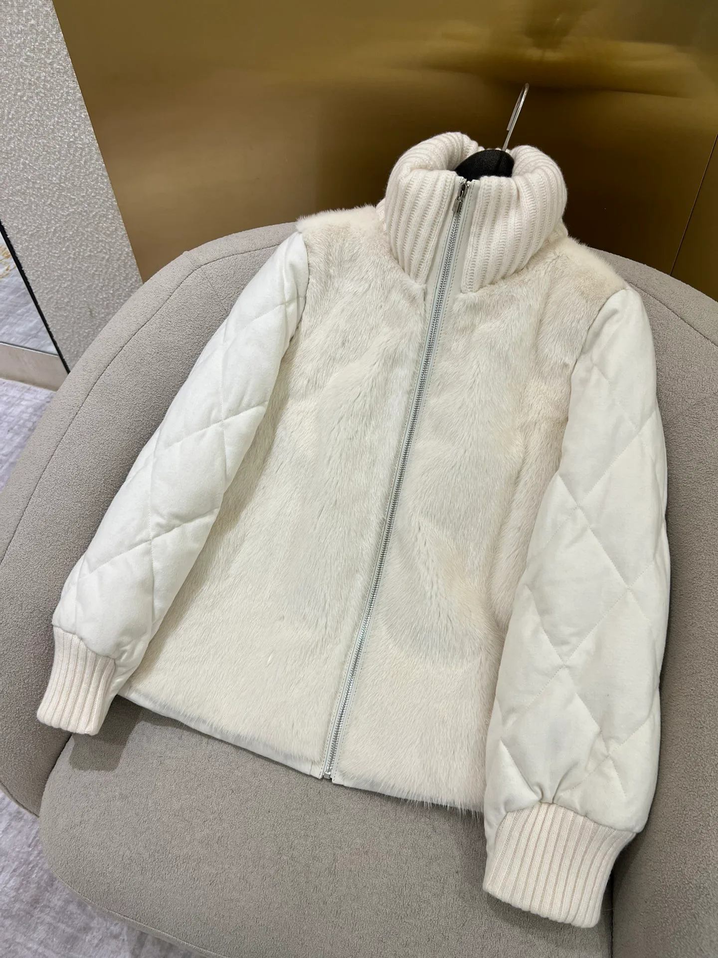 Куртки И Пуховики Женские Loro Piana 19779146