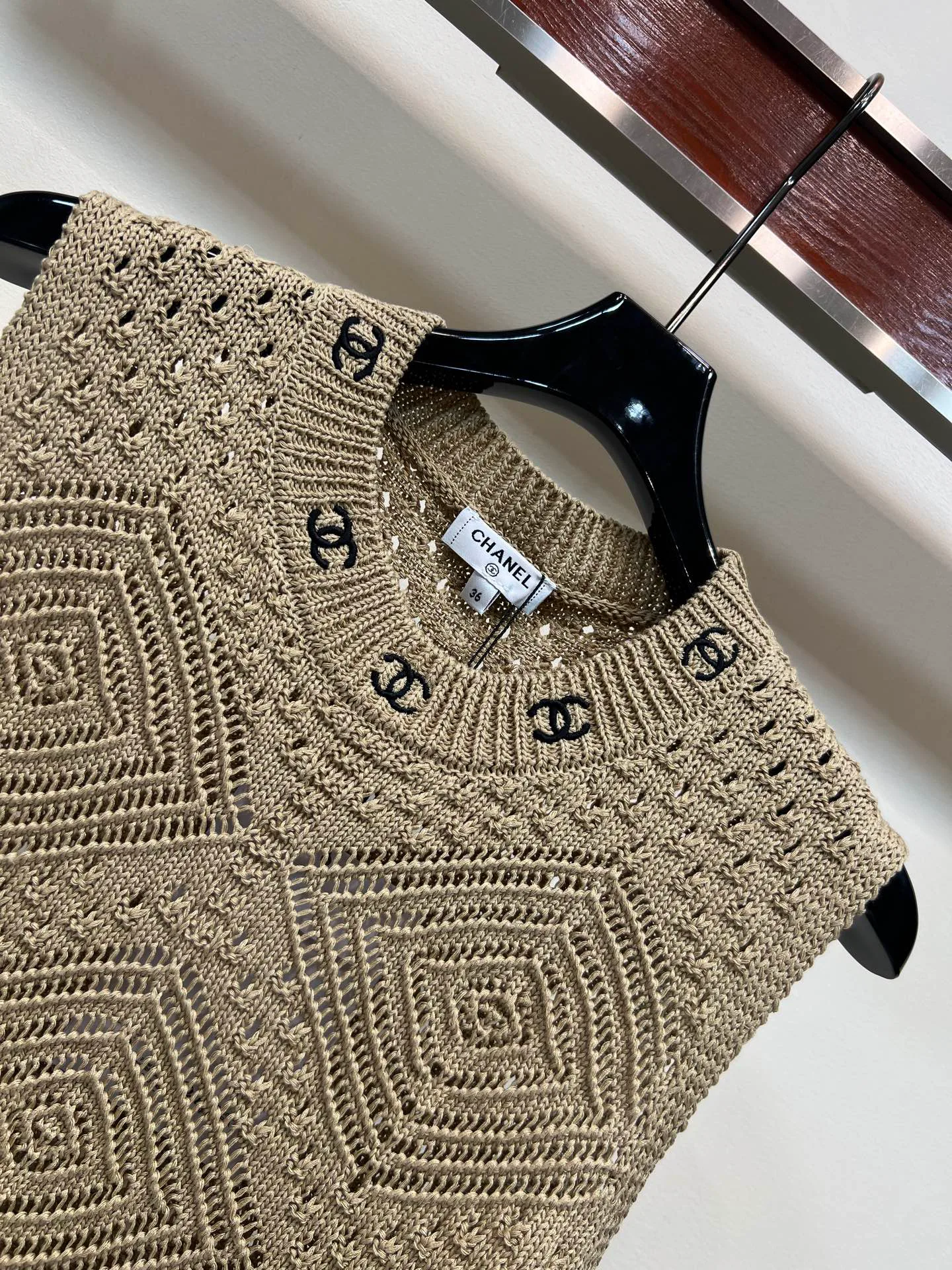 Жилеты Женские Chanel 13549520