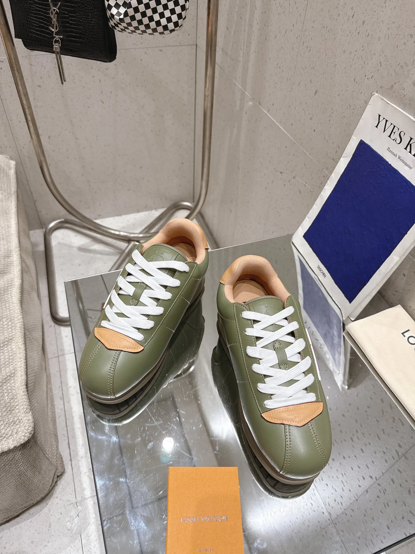 Кроссовки Мужские Louis Vuitton 137556