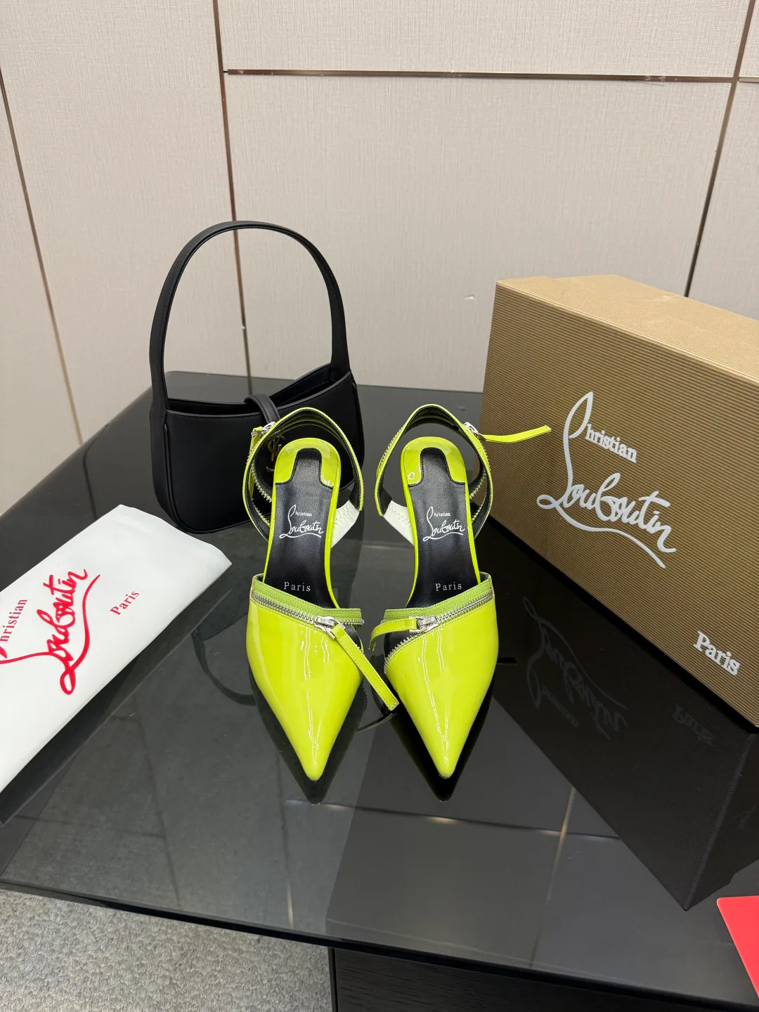 Туфли Женские Christian Louboutin 429720