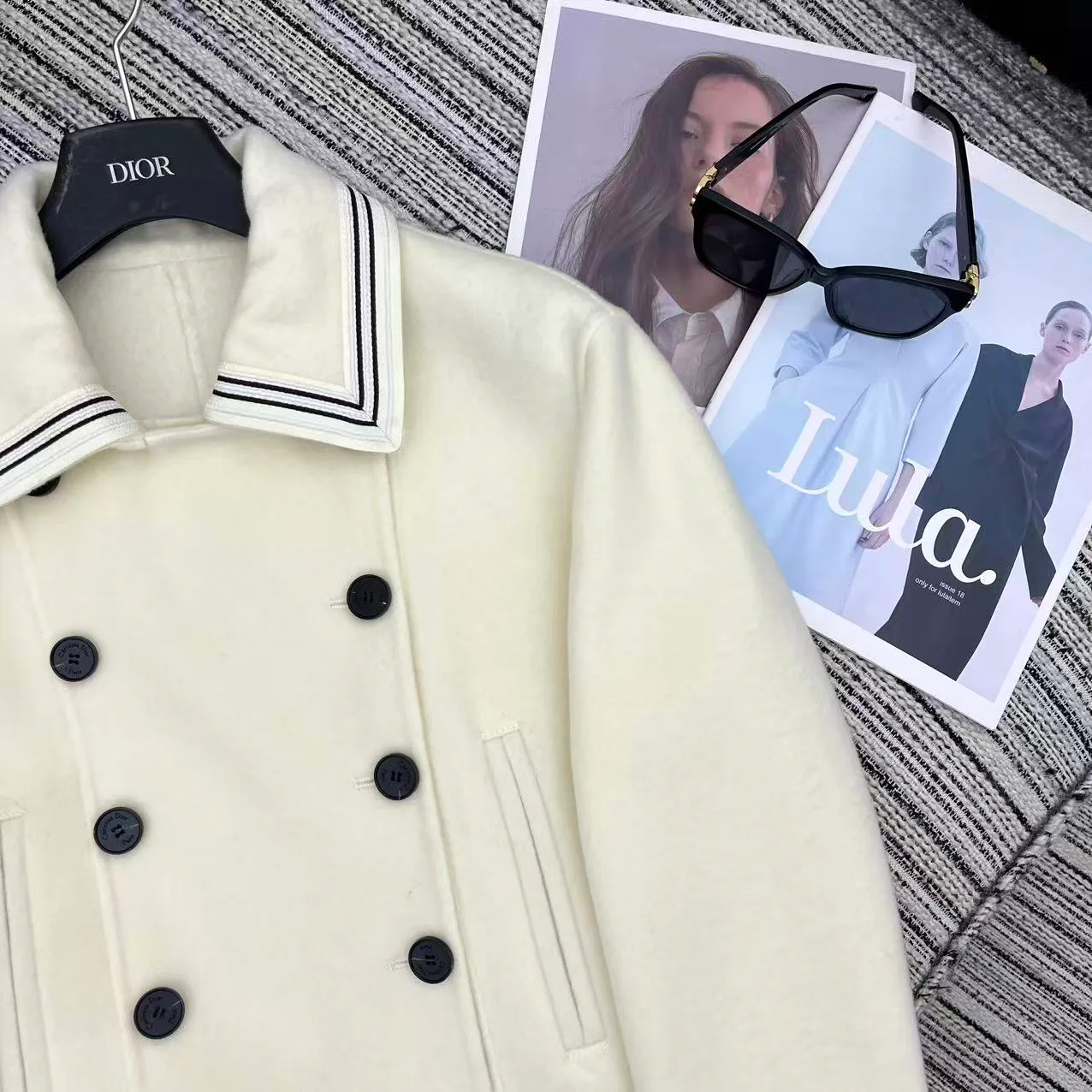 Куртки И Пуховики Женские Christian Dior 933564