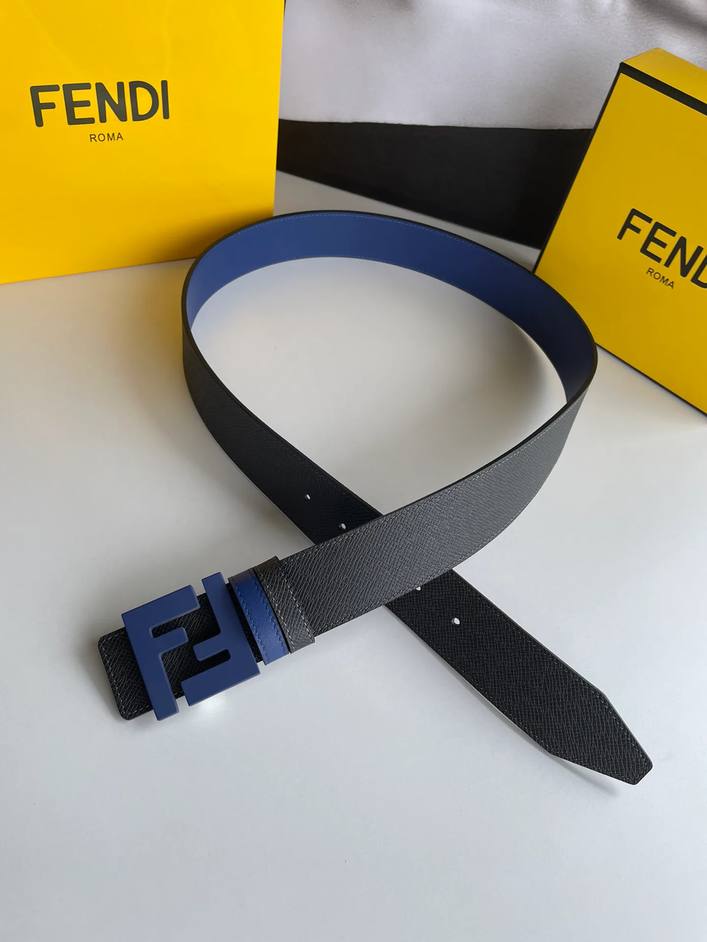 Ремни Fendi 5141494