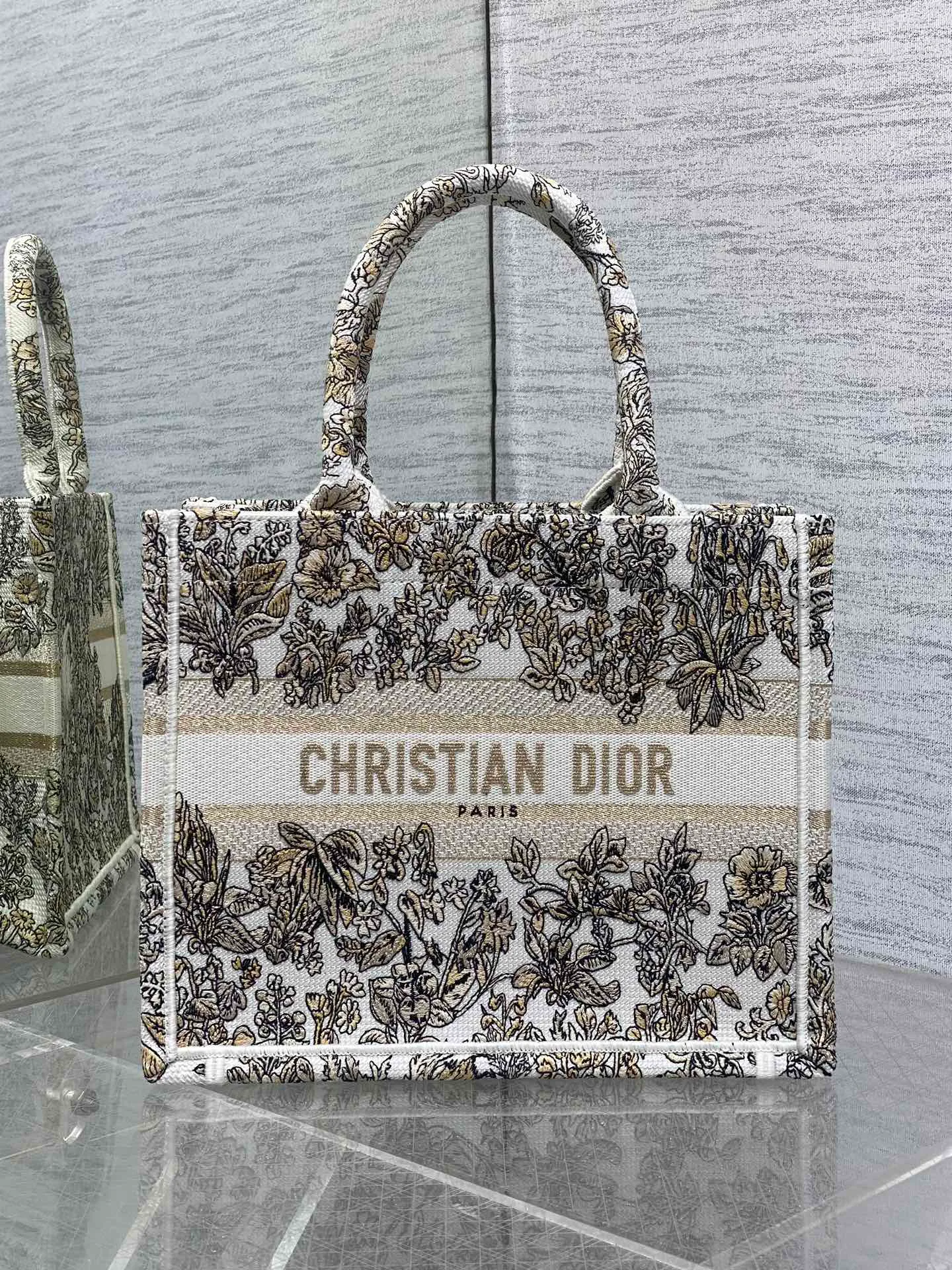 Классические Сумки Женские Christian Dior 82494
