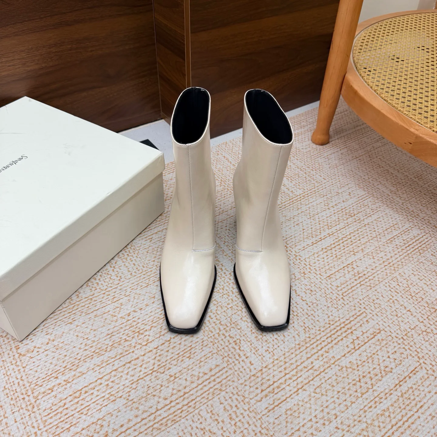 Ботильоны Женские Saint Laurent 18104624