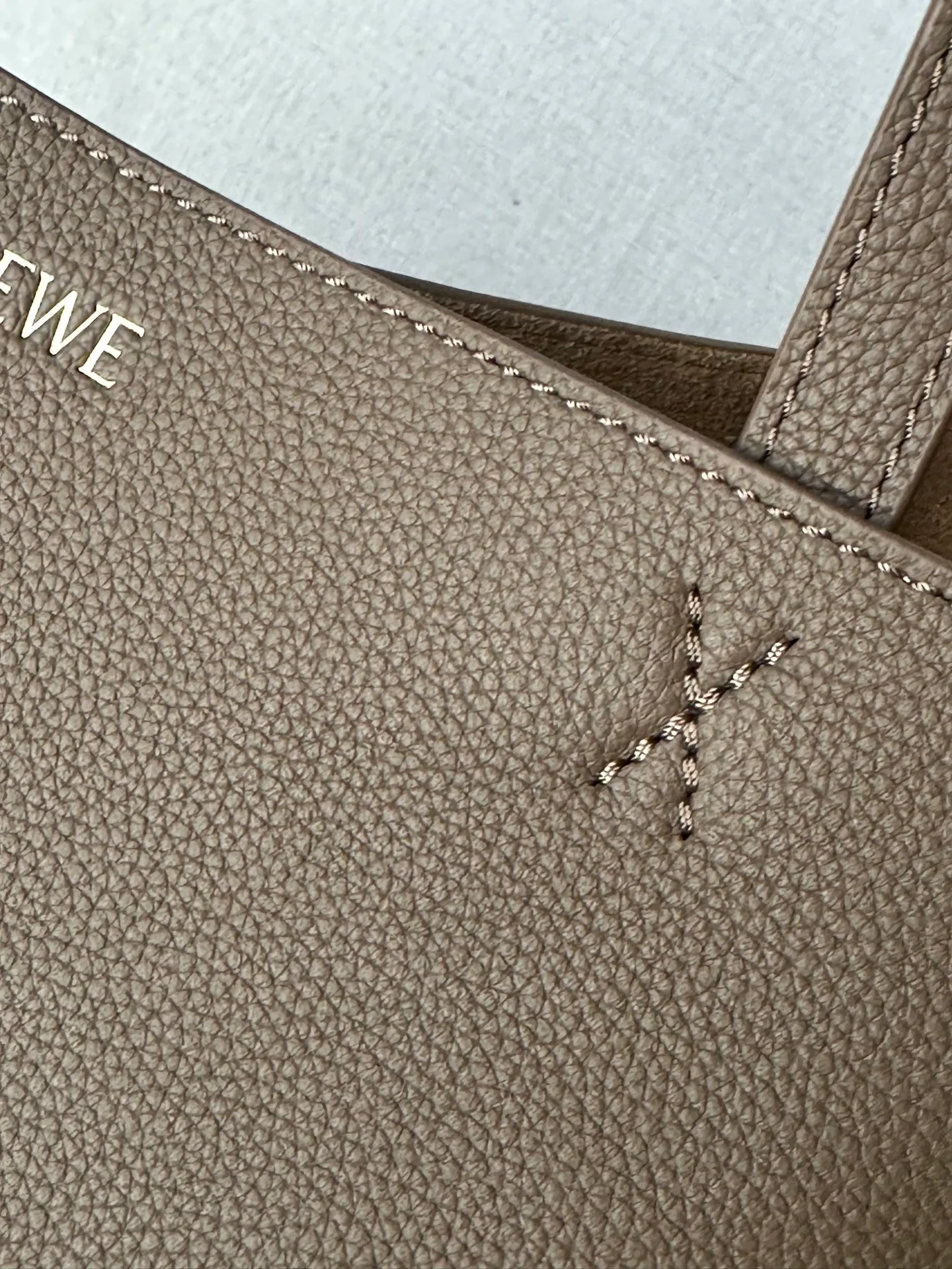 Классические Сумки Женские Loewe 12866923