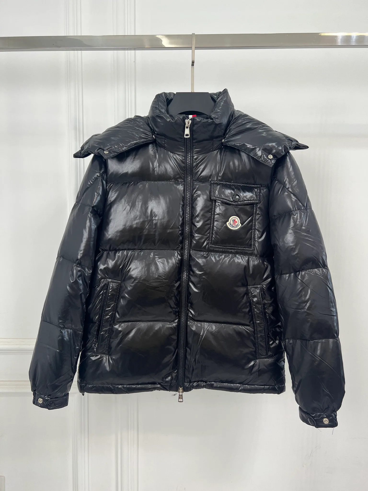 Куртки И Пуховики Женские Moncler 18415666