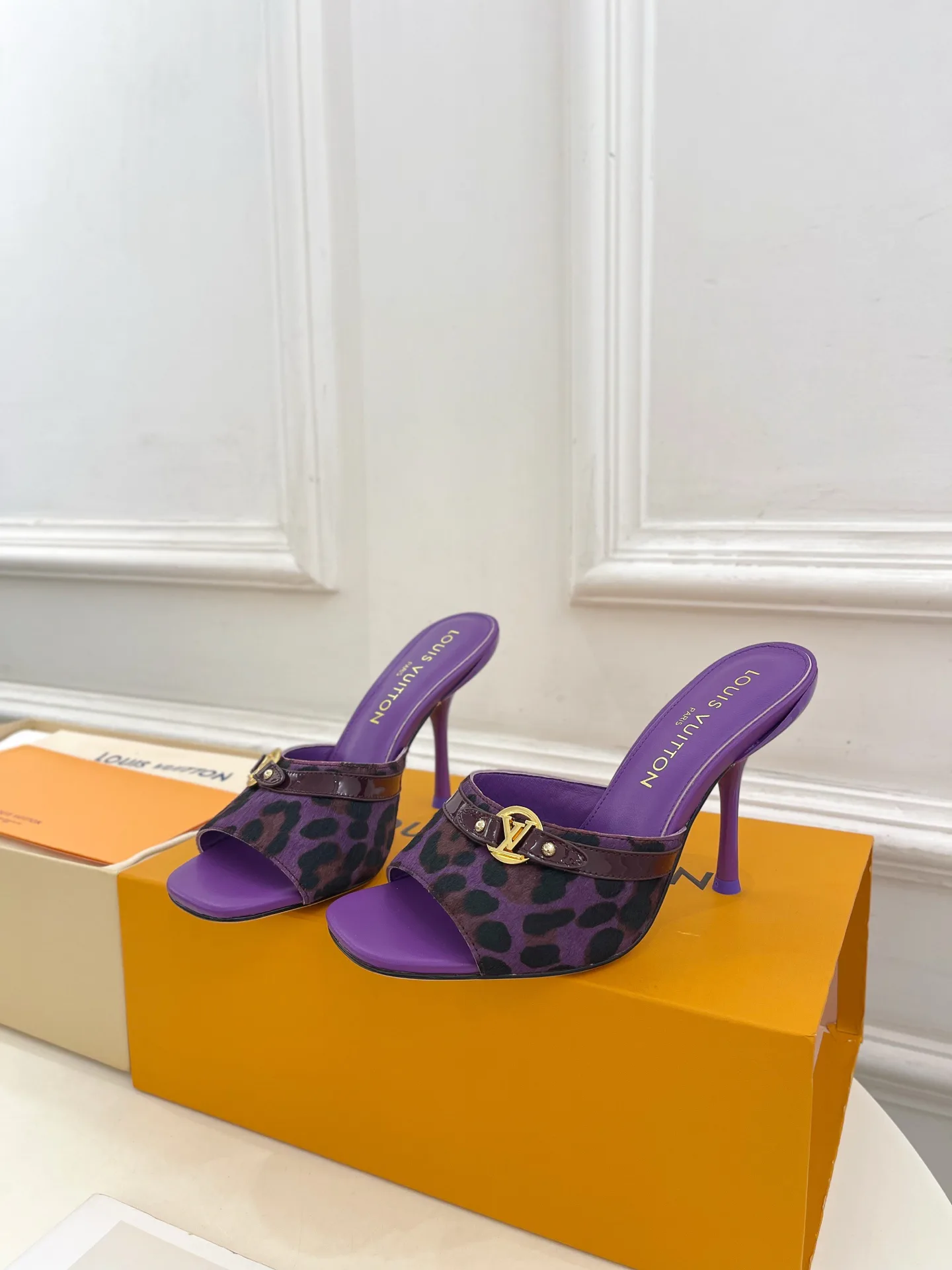 Туфли Женские Louis Vuitton 11458165
