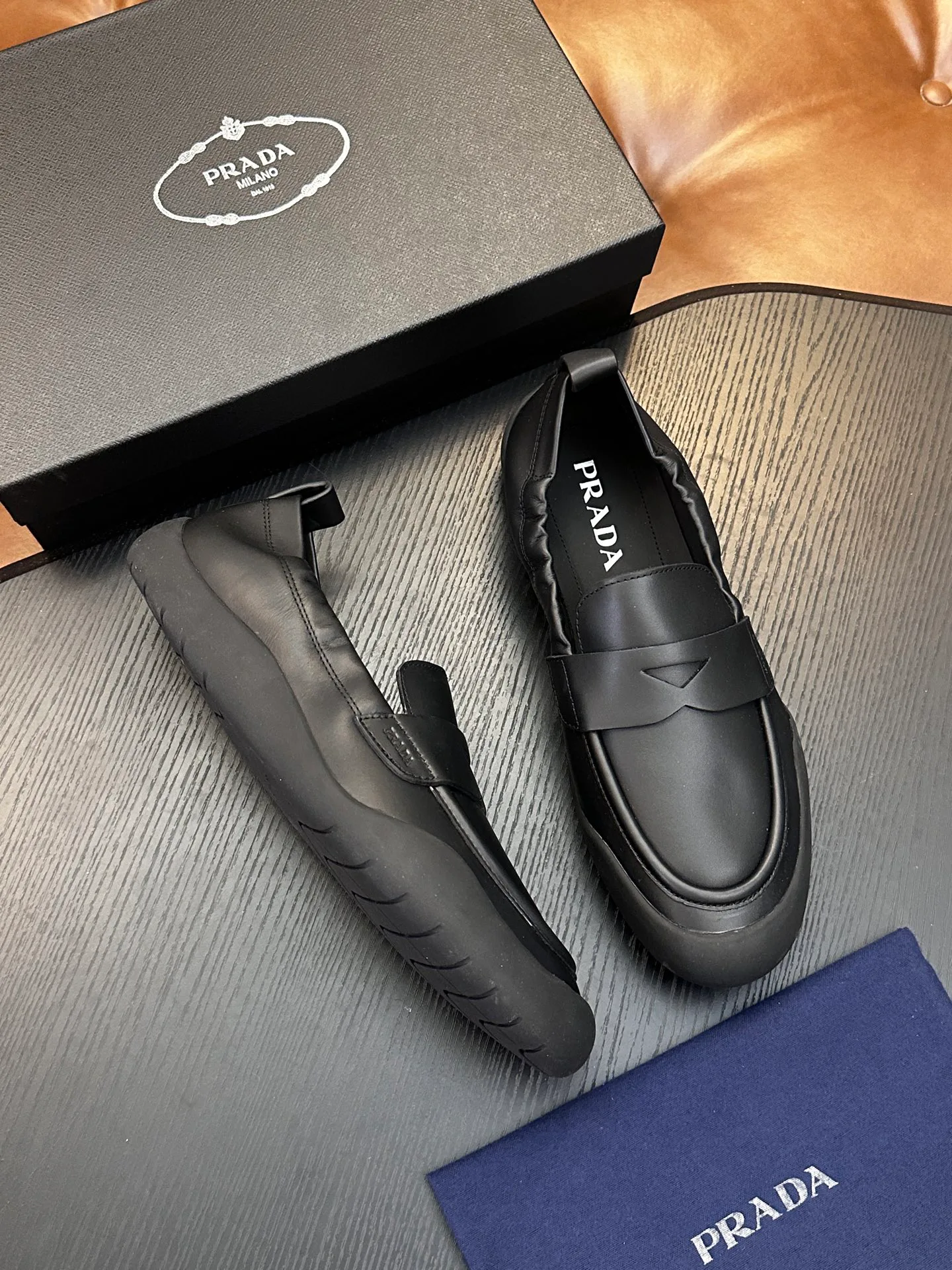 Кроссовки Мужские Prada 11858364