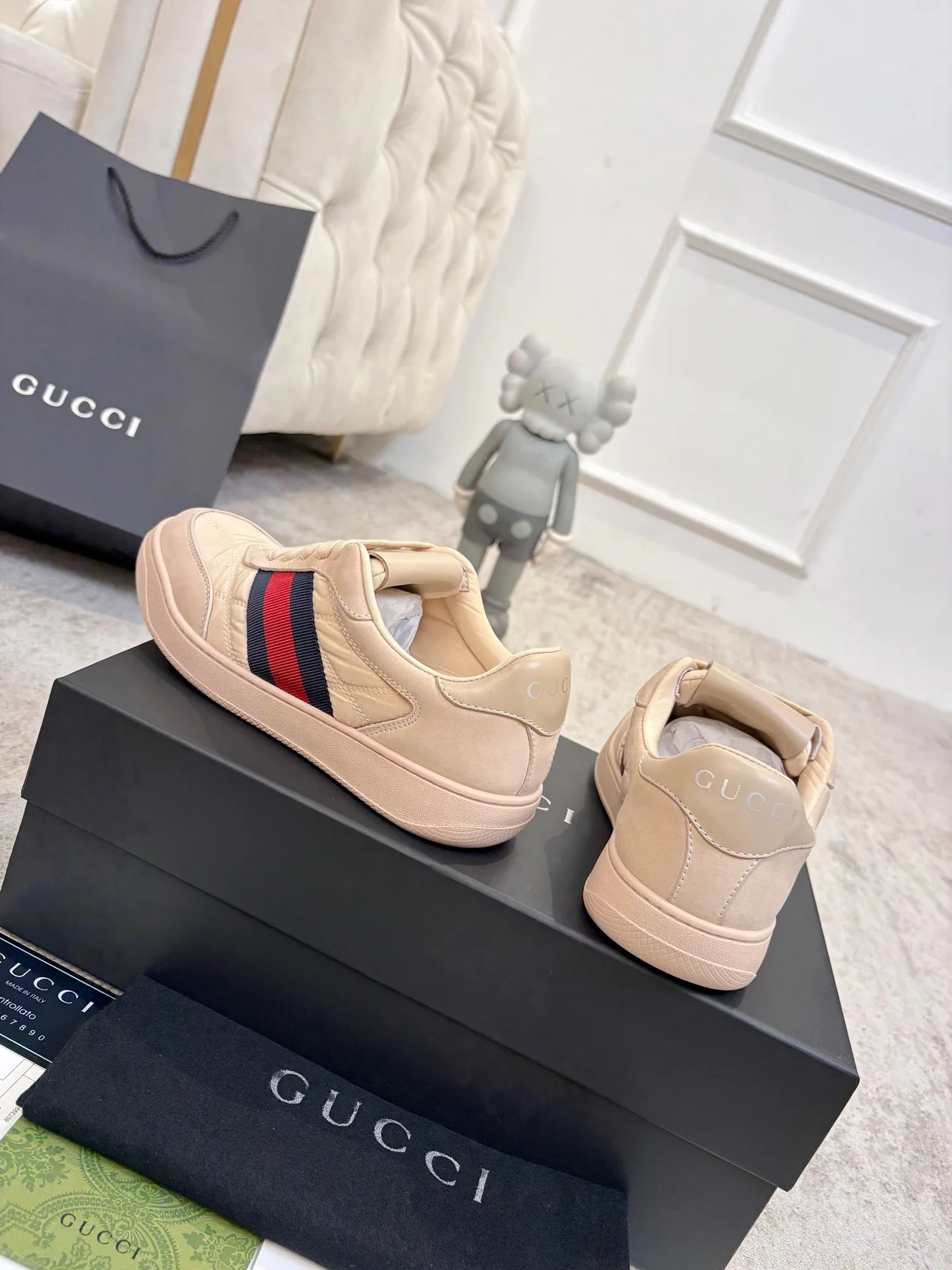 Кроссовки Женские Gucci 17912733