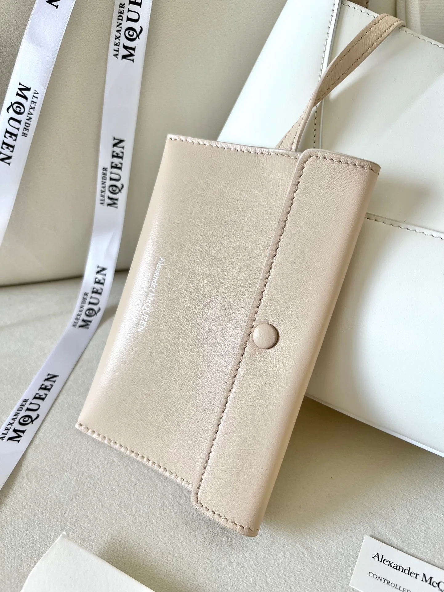 Сумки На Ремне Женские Alexander Mcqueen 11472546