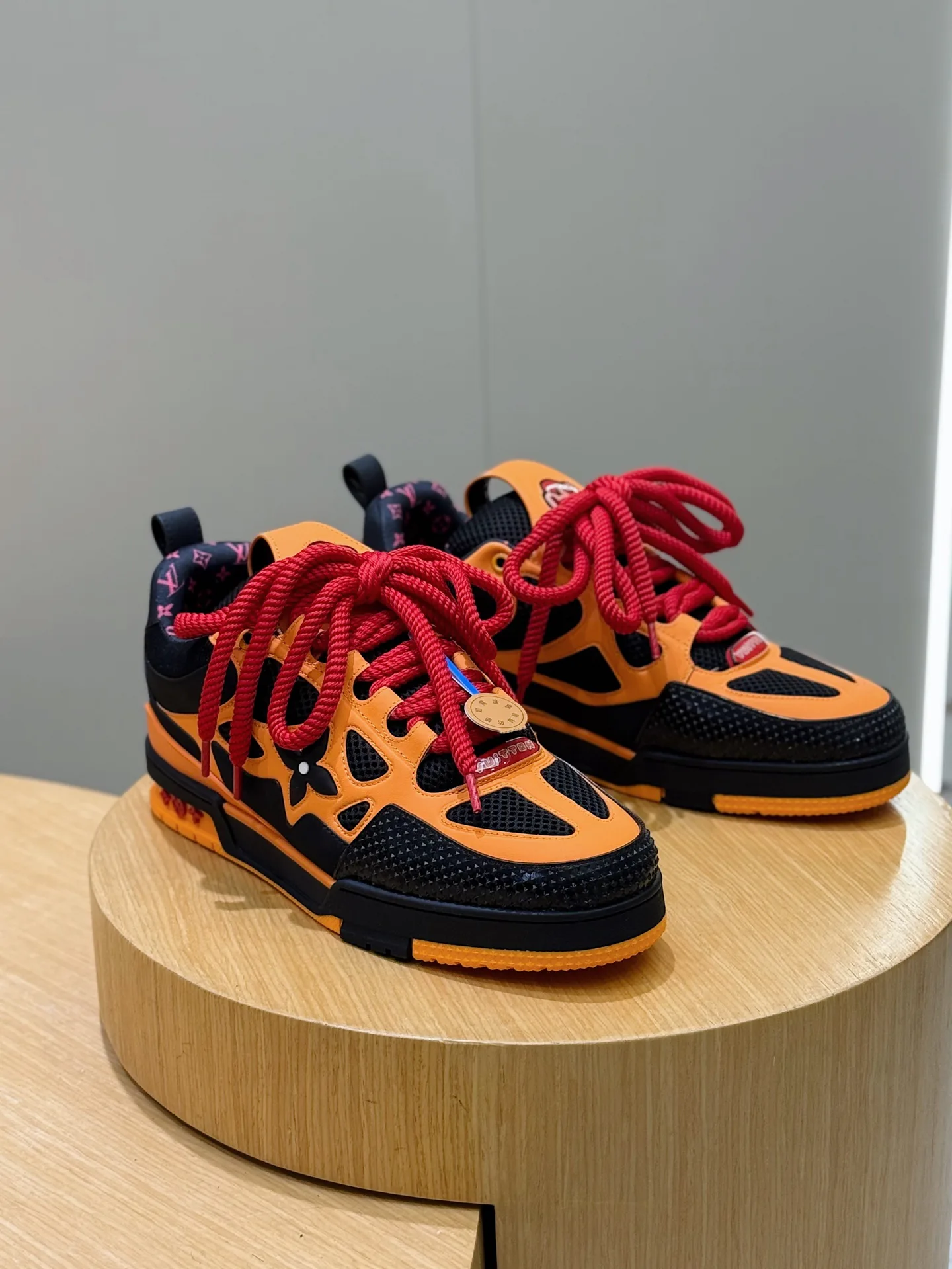 Кроссовки Мужские Louis Vuitton 13563403