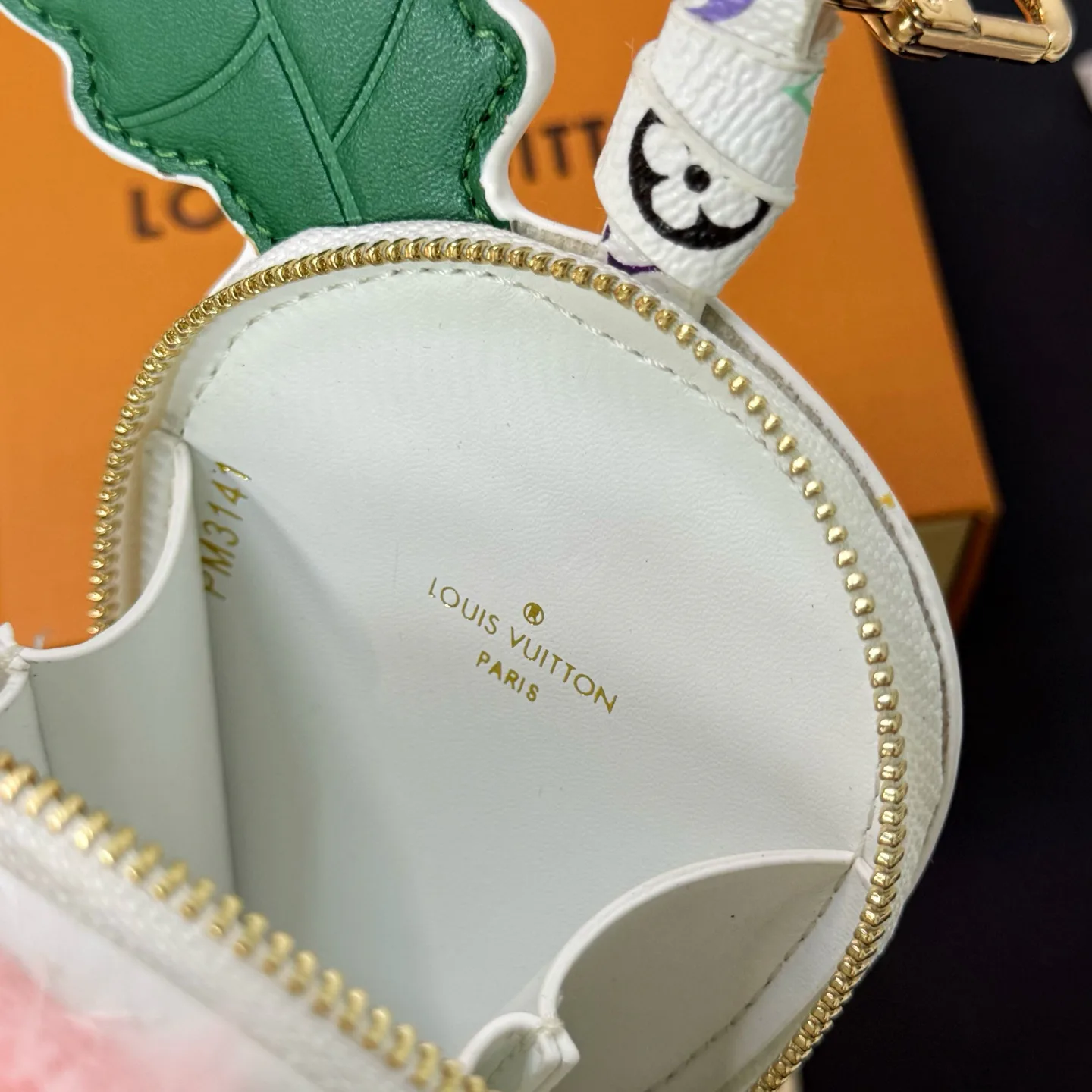 Клатчи Женские Louis Vuitton 13397012