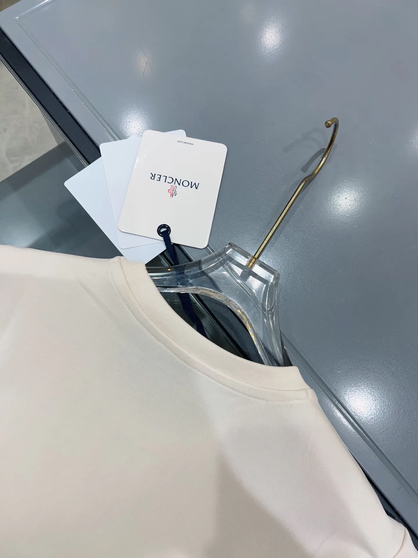 Футболки Женские Moncler 11076519