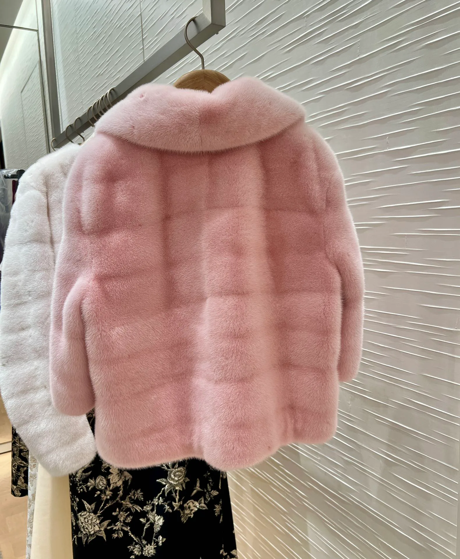 Шубы Женские Christian Dior 783533