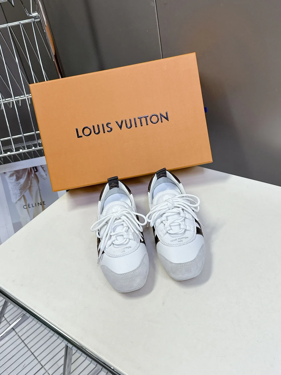 Кроссовки Женские Louis Vuitton 1480771