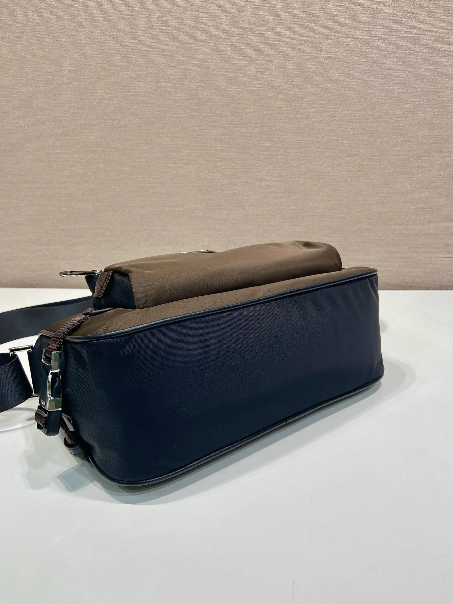 Сумки На Ремне Женские Prada 12757386