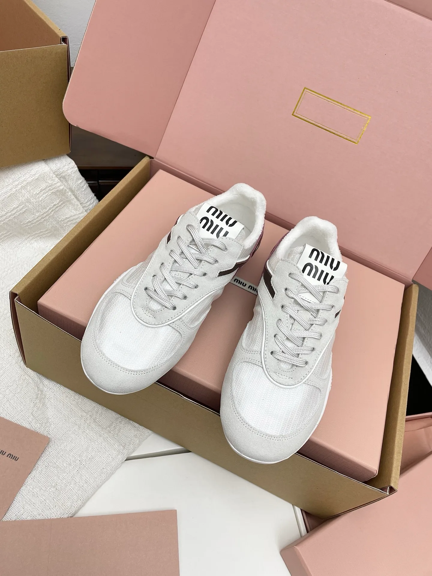 Кроссовки Женские Miu Miu 24952