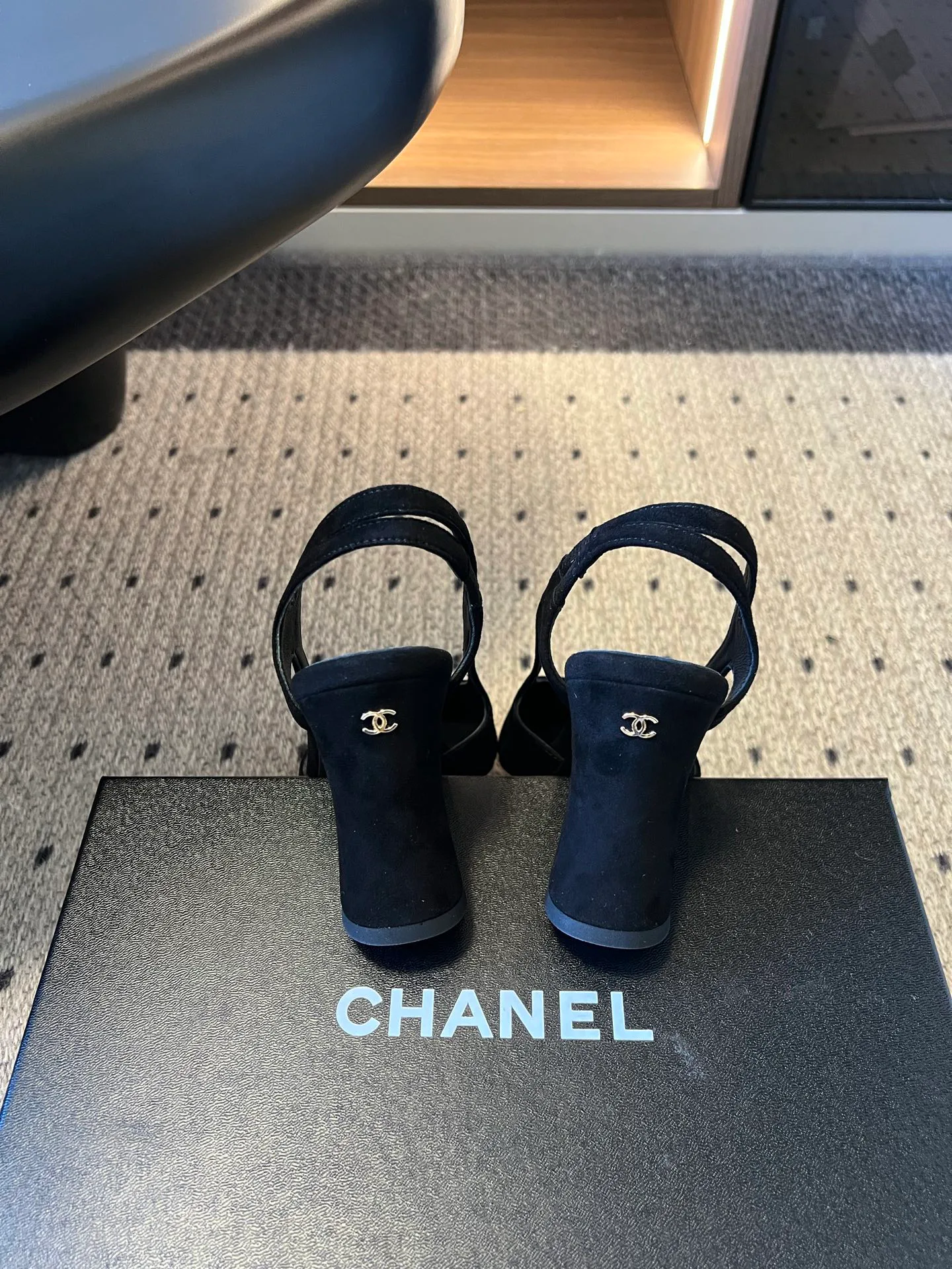 Босоножки Женские Chanel 19262373