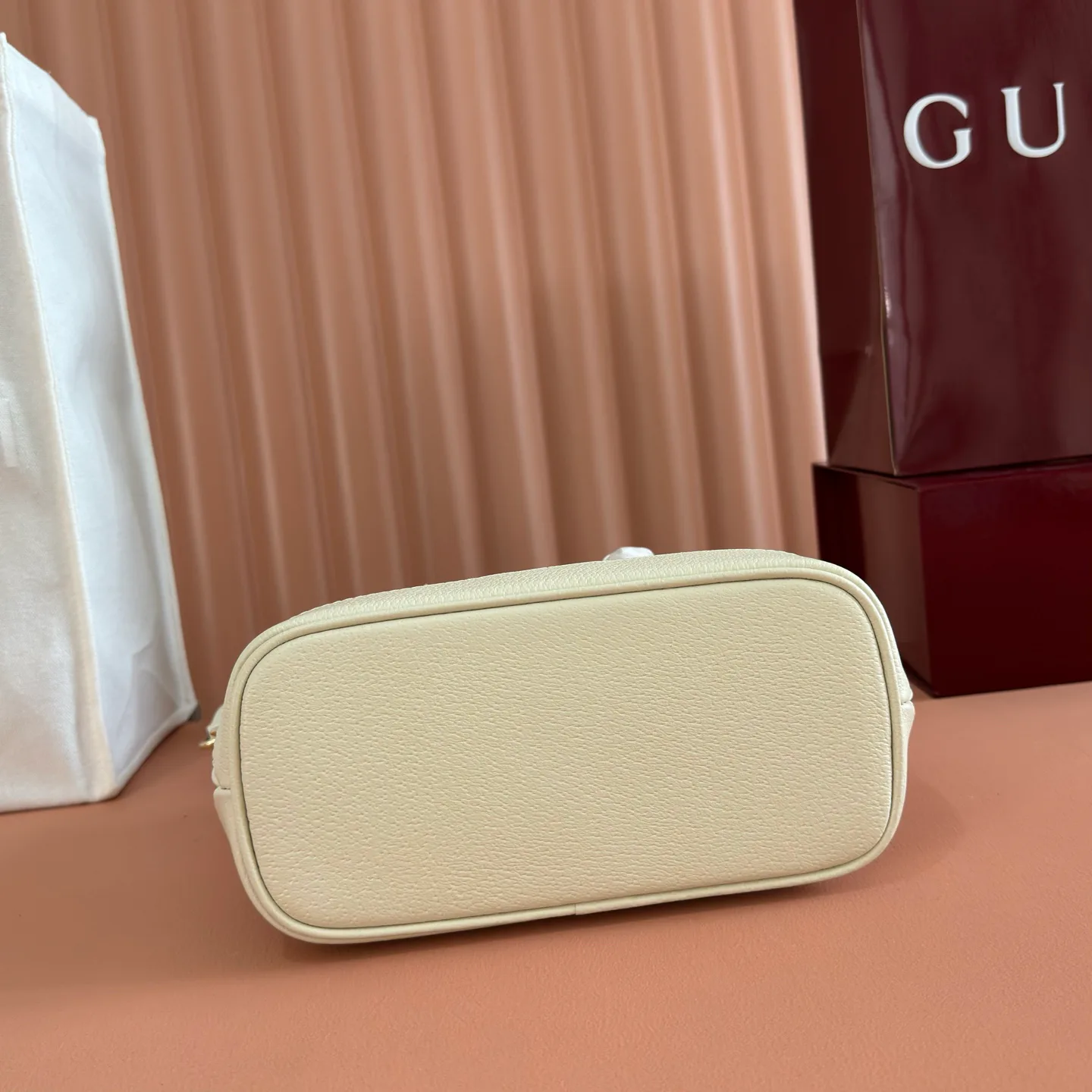 Классические Сумки Женские Gucci 11601447