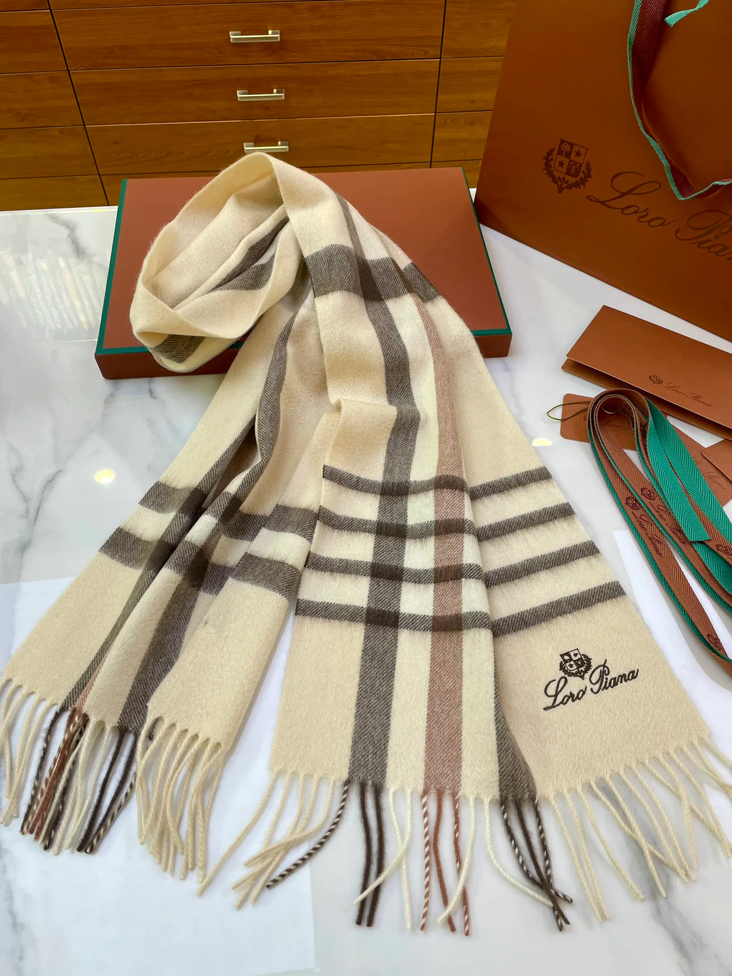 Шарфы Loro Piana 828398