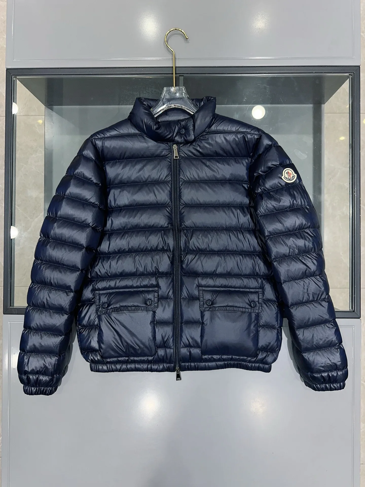 Куртки И Пуховики Женские Moncler 19084322