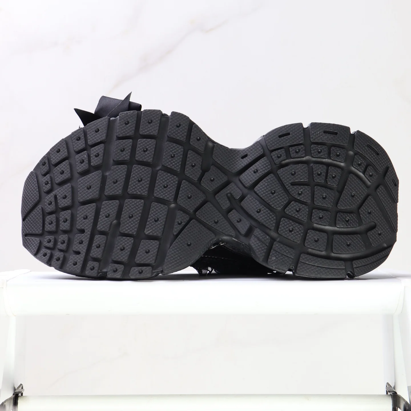 Кроссовки Женские Balenciaga 526702