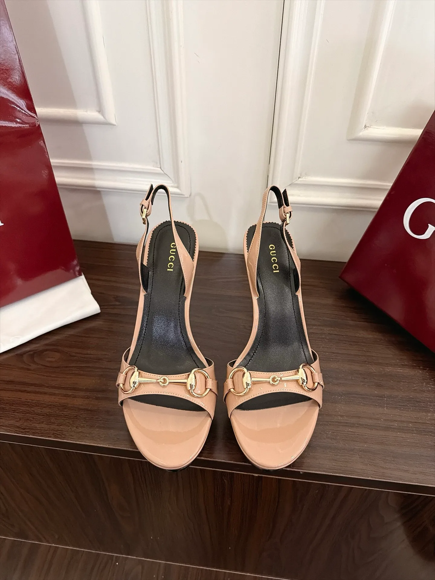 Босоножки Женские Gucci 19519868