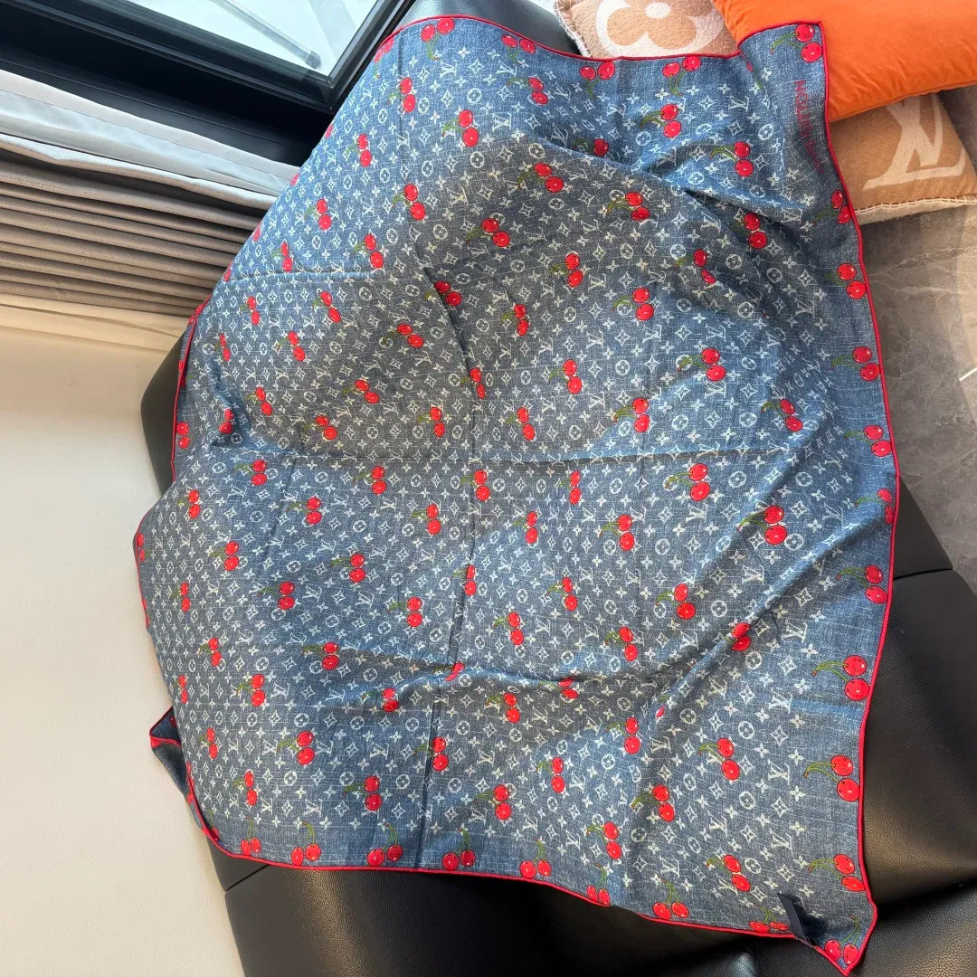 Шарфы Louis Vuitton 920479