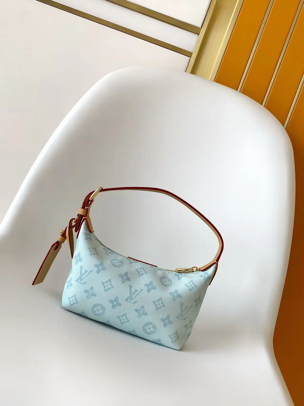Классические Сумки Женские Louis Vuitton 1253941